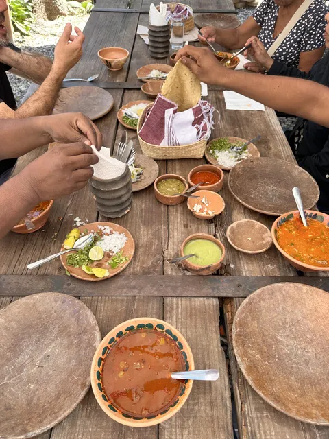 Barbacoa Obispo Cocina Rural image 8