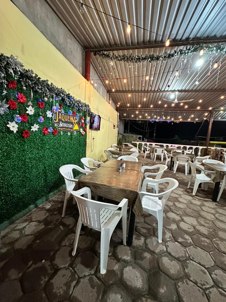 TAQUERIA SEBASTIÁN image 1