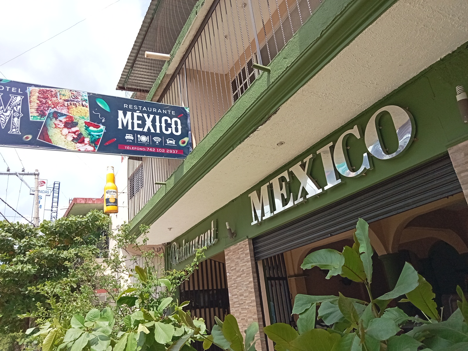 Restaurante Mexico con alberca image 2