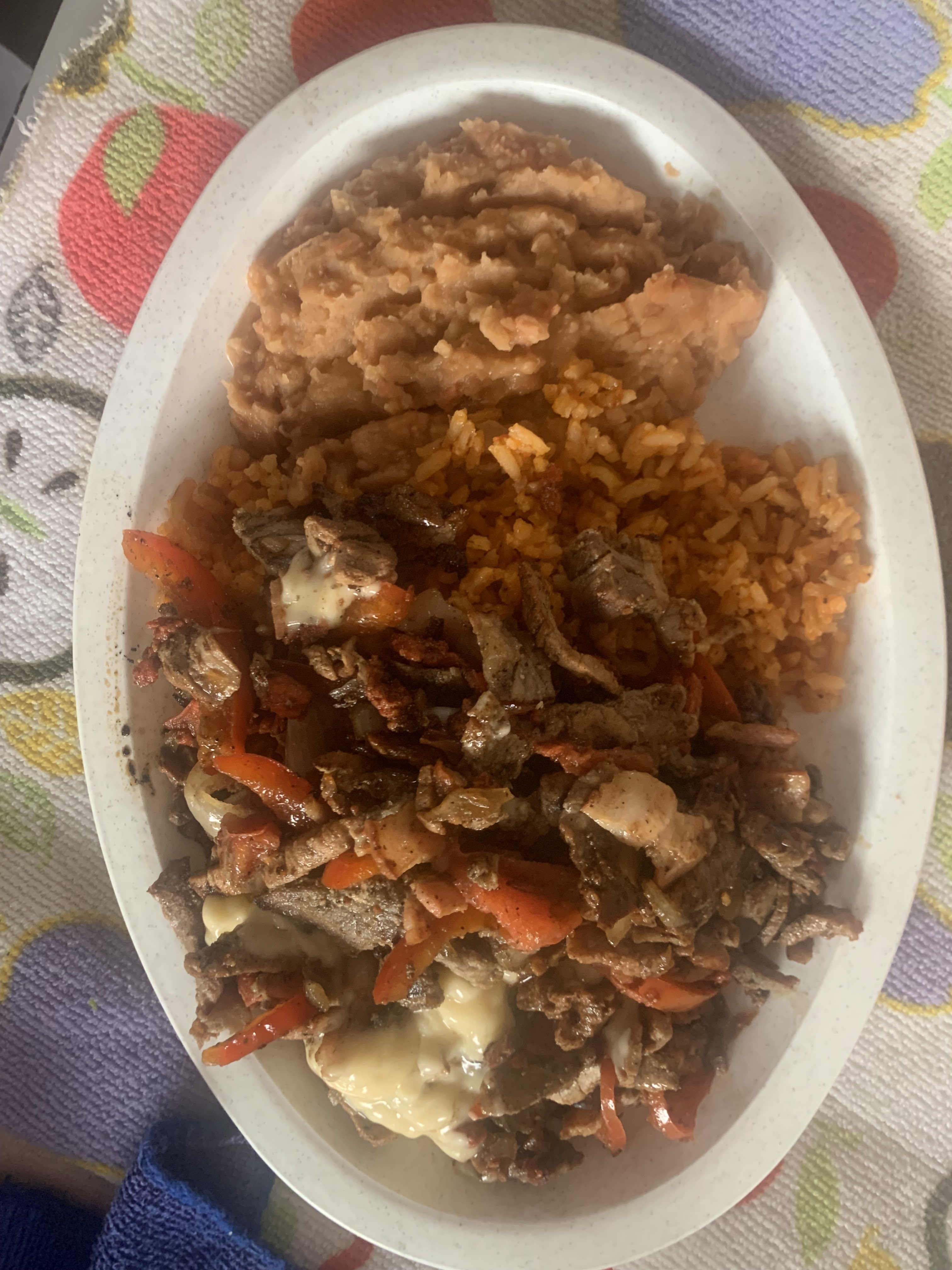 Restaurante “El Trompo Árabe” image 5