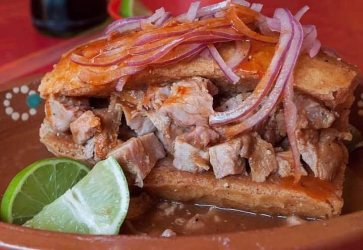 Tortas Ahogadas ( MOY ) tacos dorados Y Carnitas... image 1