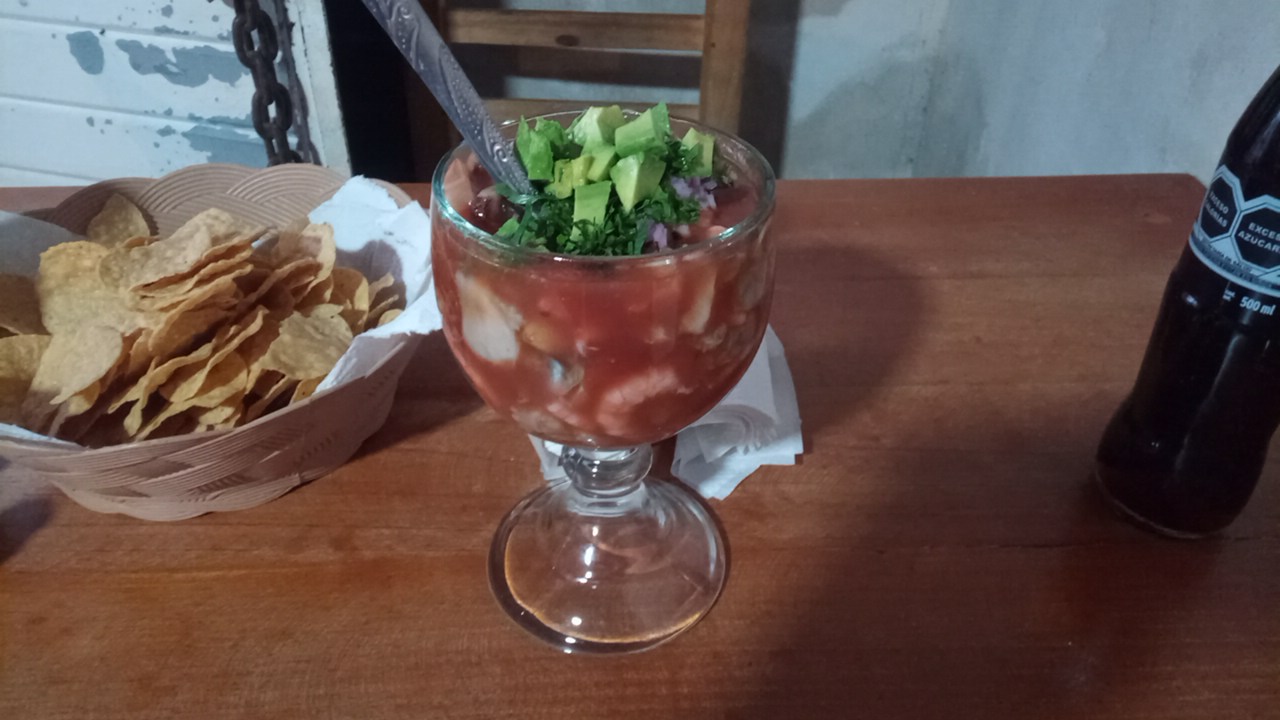 RESTAURANTE "EL CHARALITO" image 4