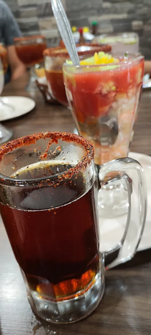 mariscos "EL MONO" image 2