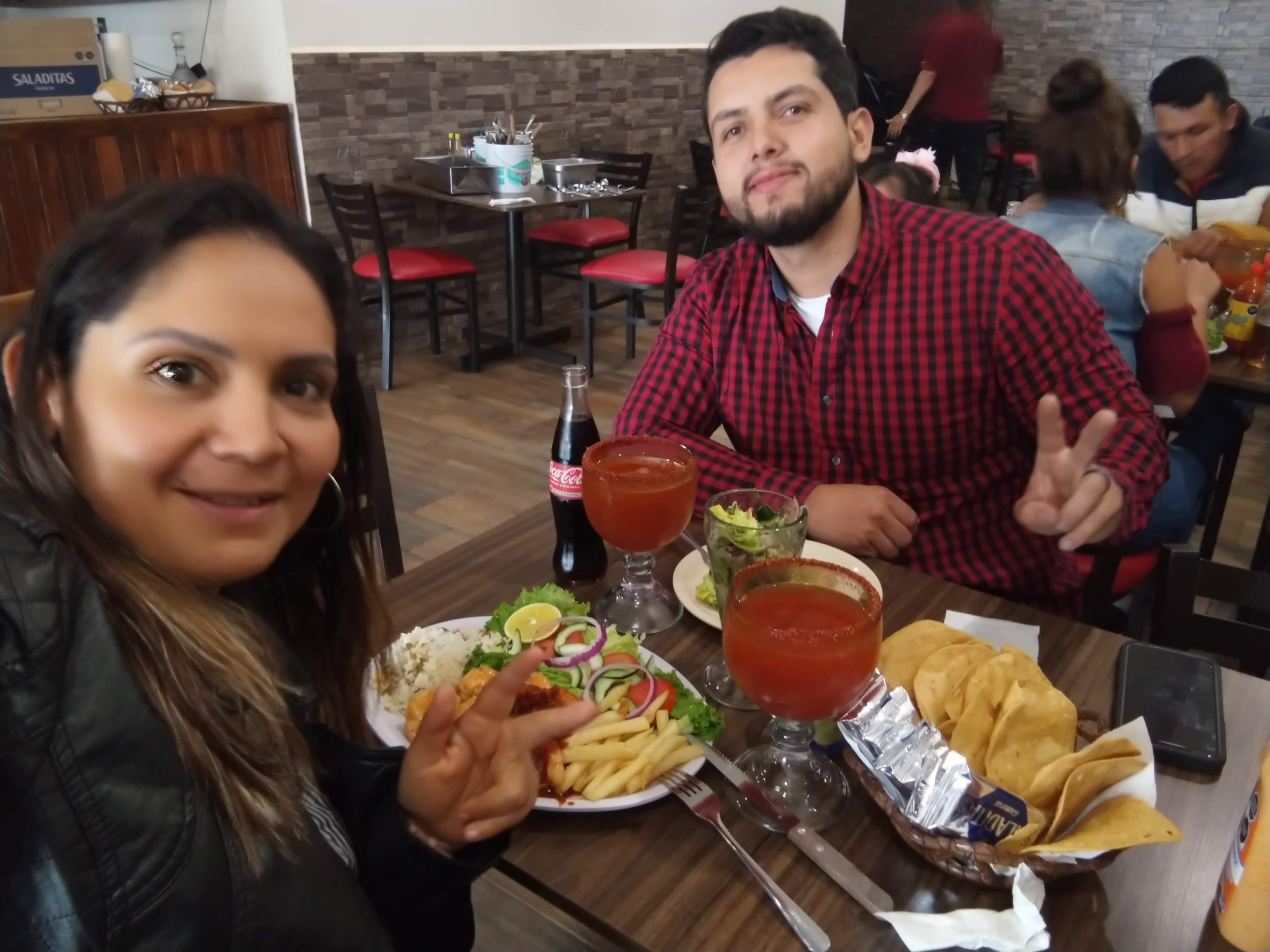 mariscos "EL MONO" image 5