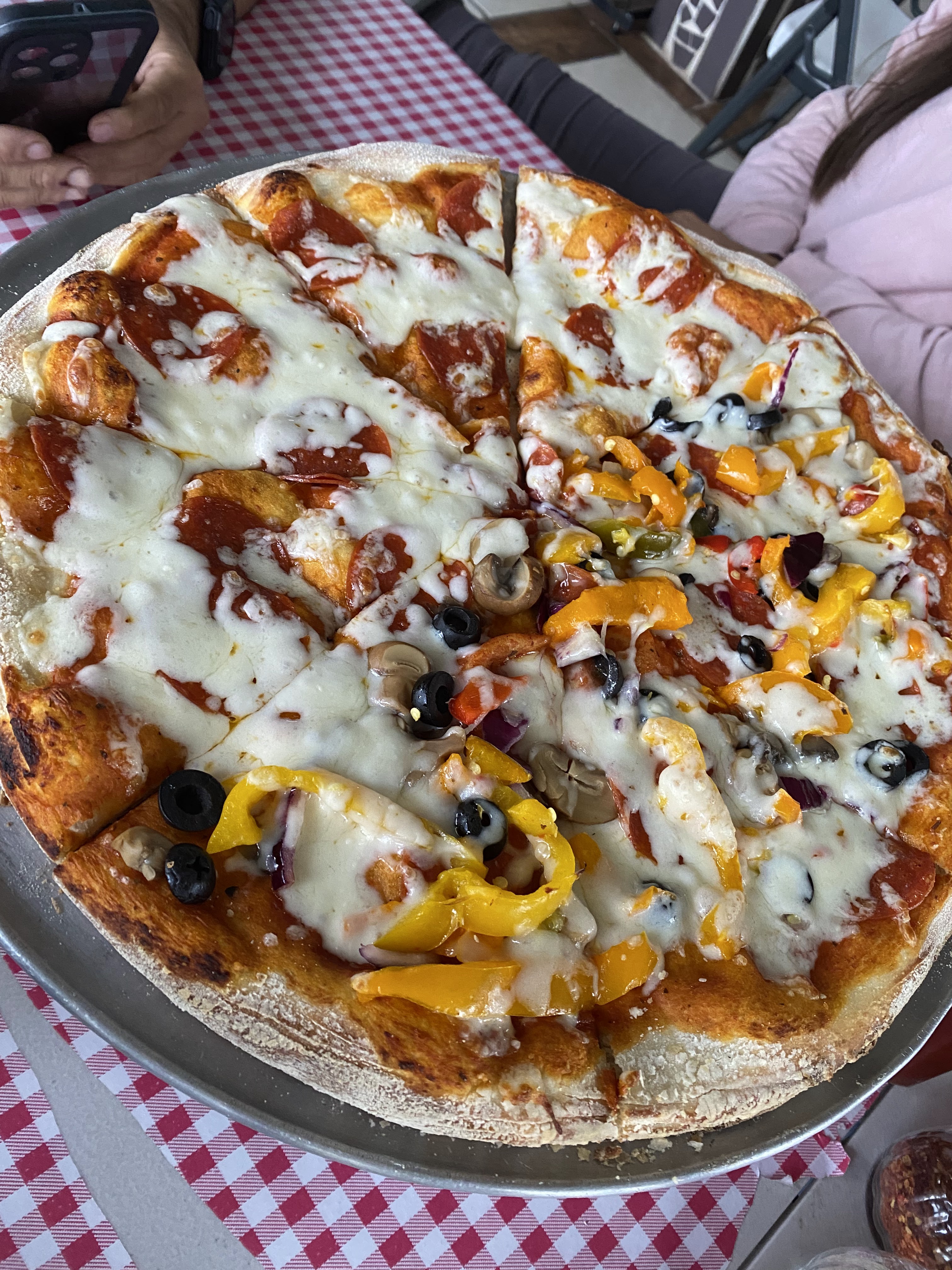 Peka's Pizza image 3