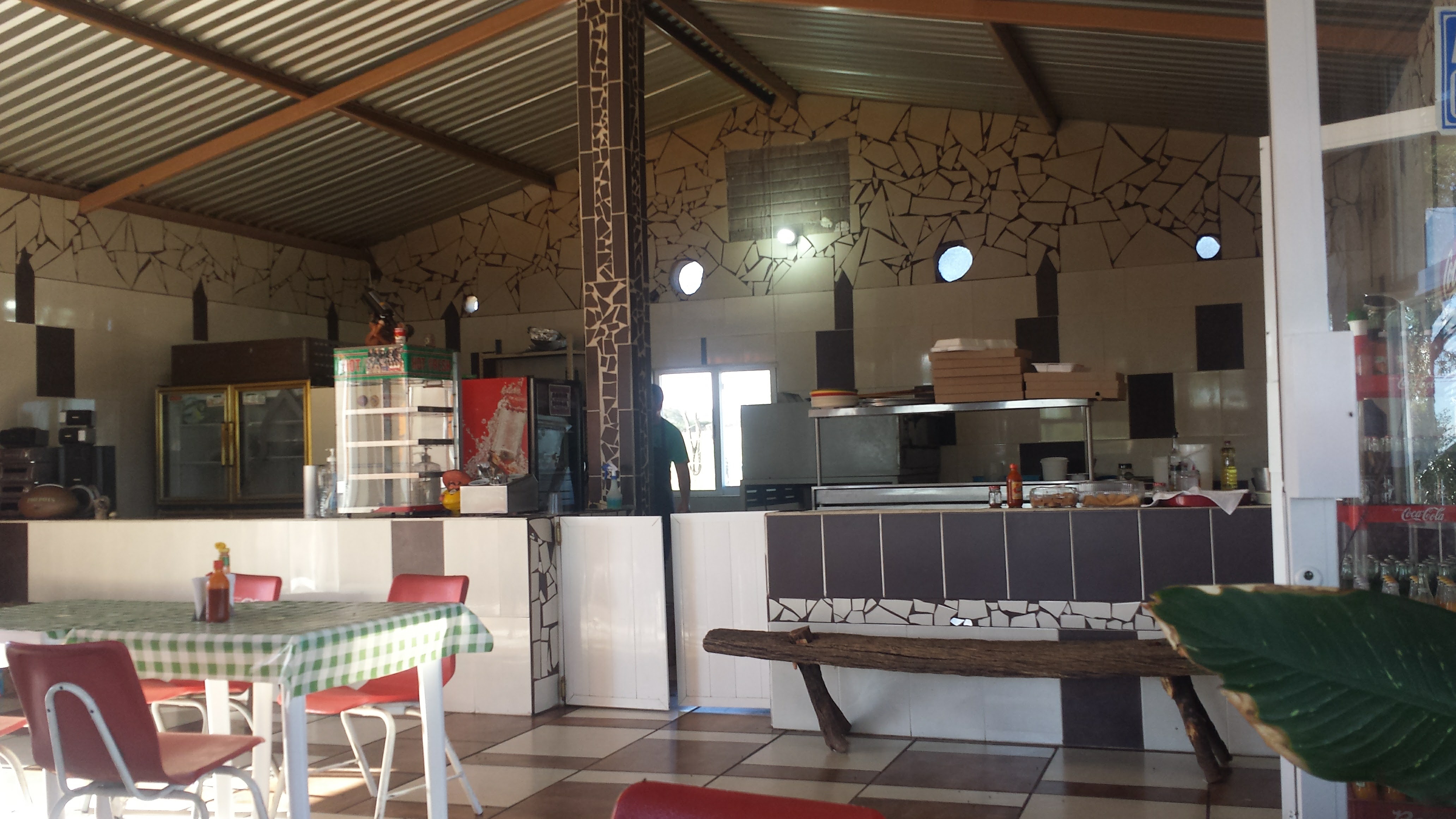 Peka's Pizza image 7