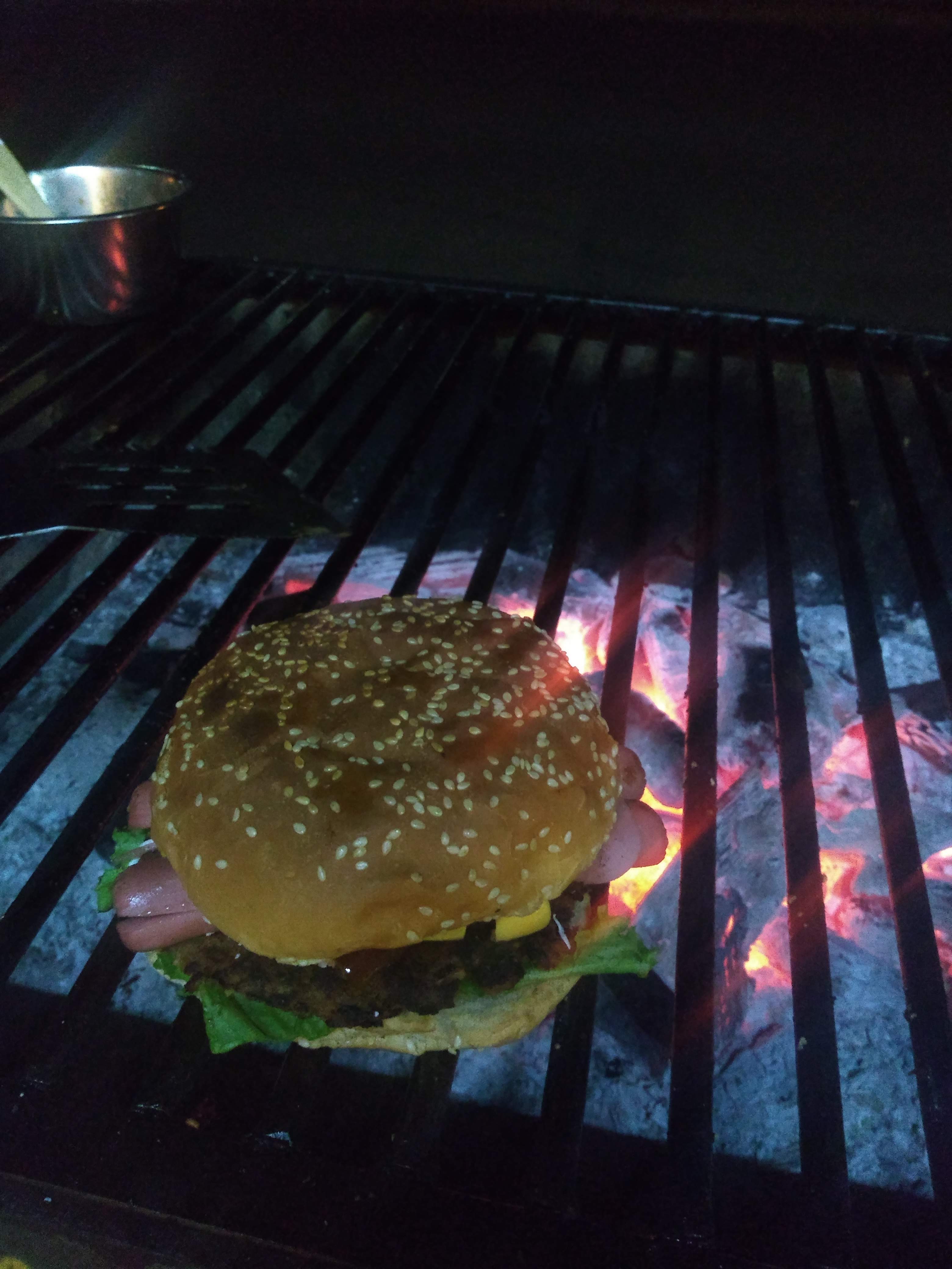 Hamburguesas al carbón Tony's image 5