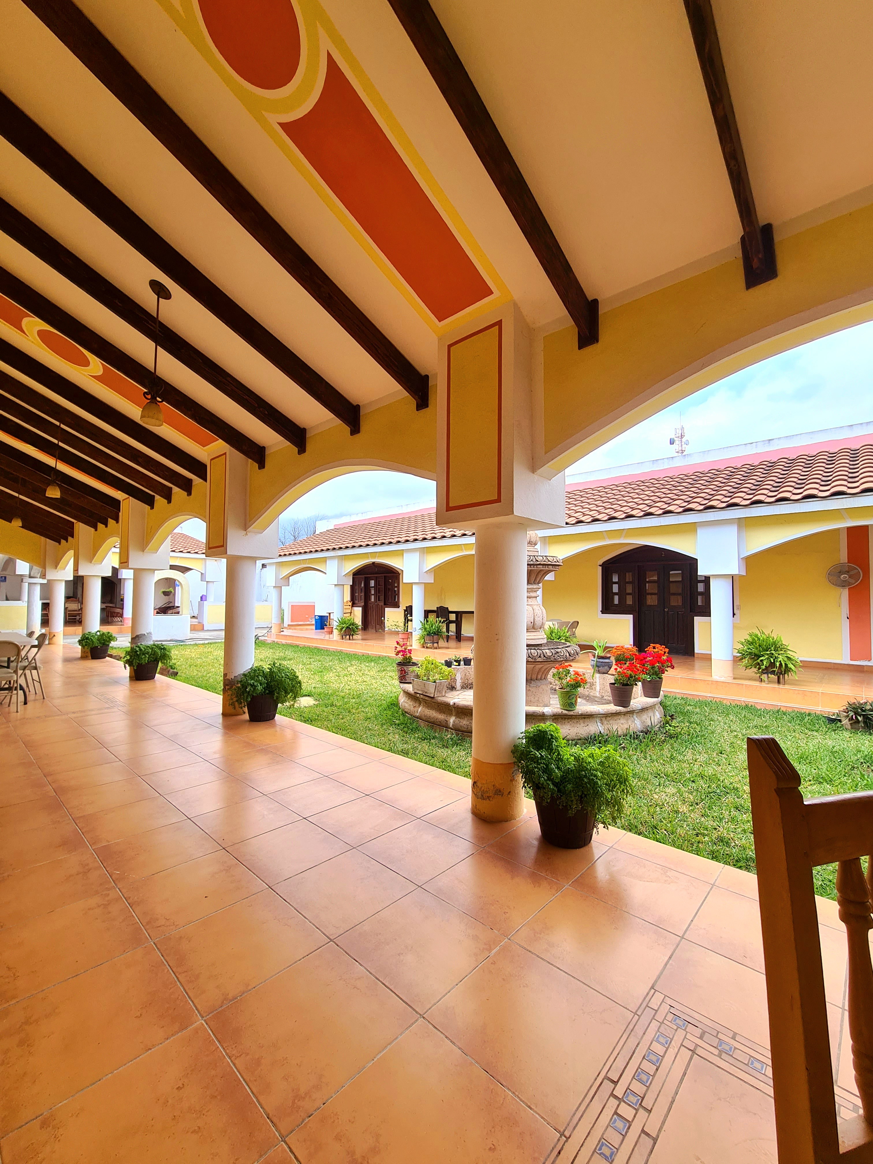 La Patrona Restaurante & Hotel image 6