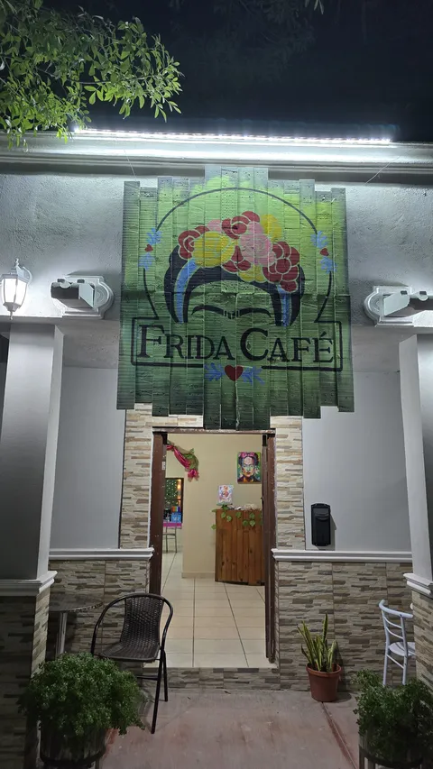 Frida Café image 6