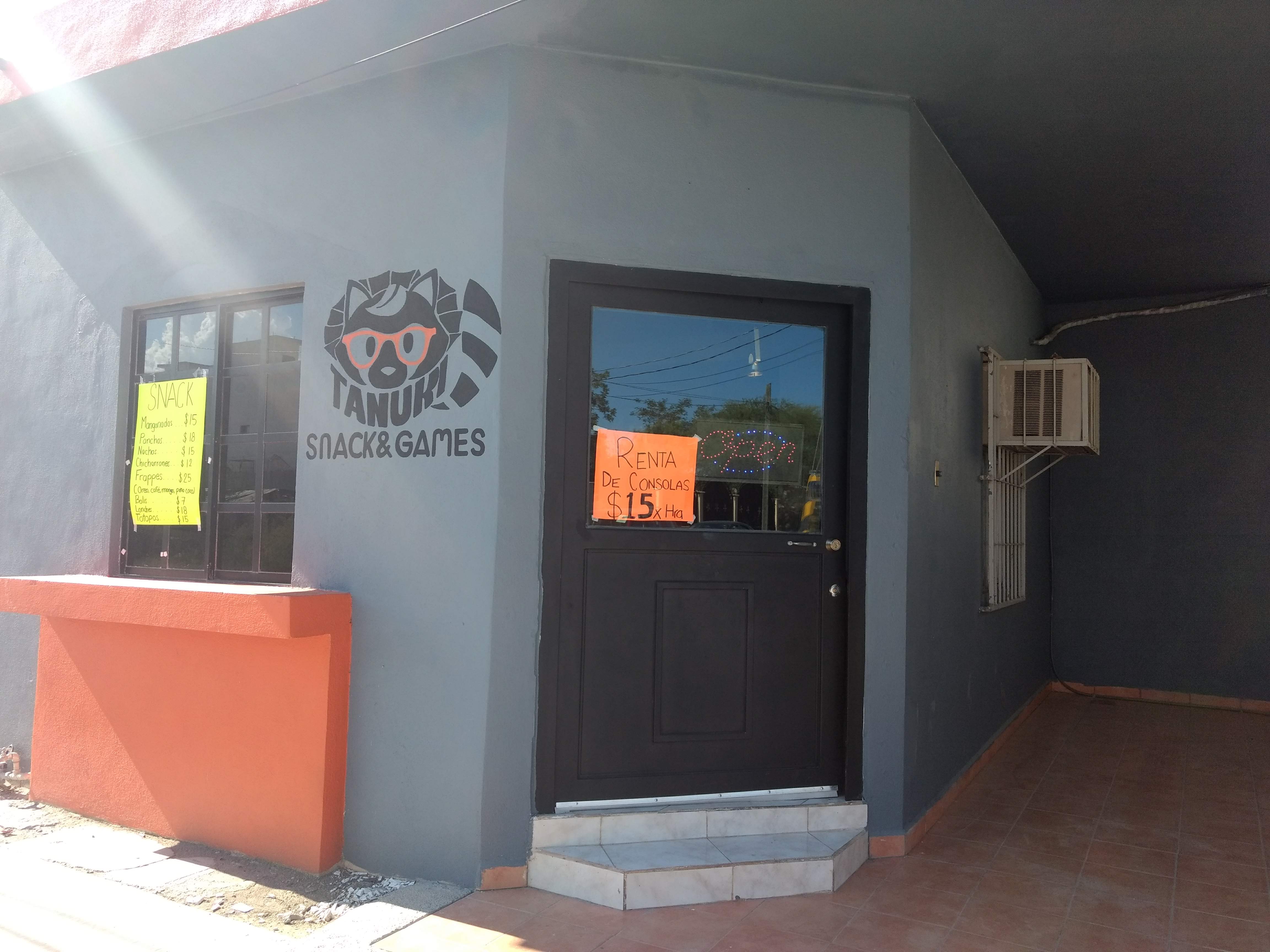 Tanuki Snack & Games image 4