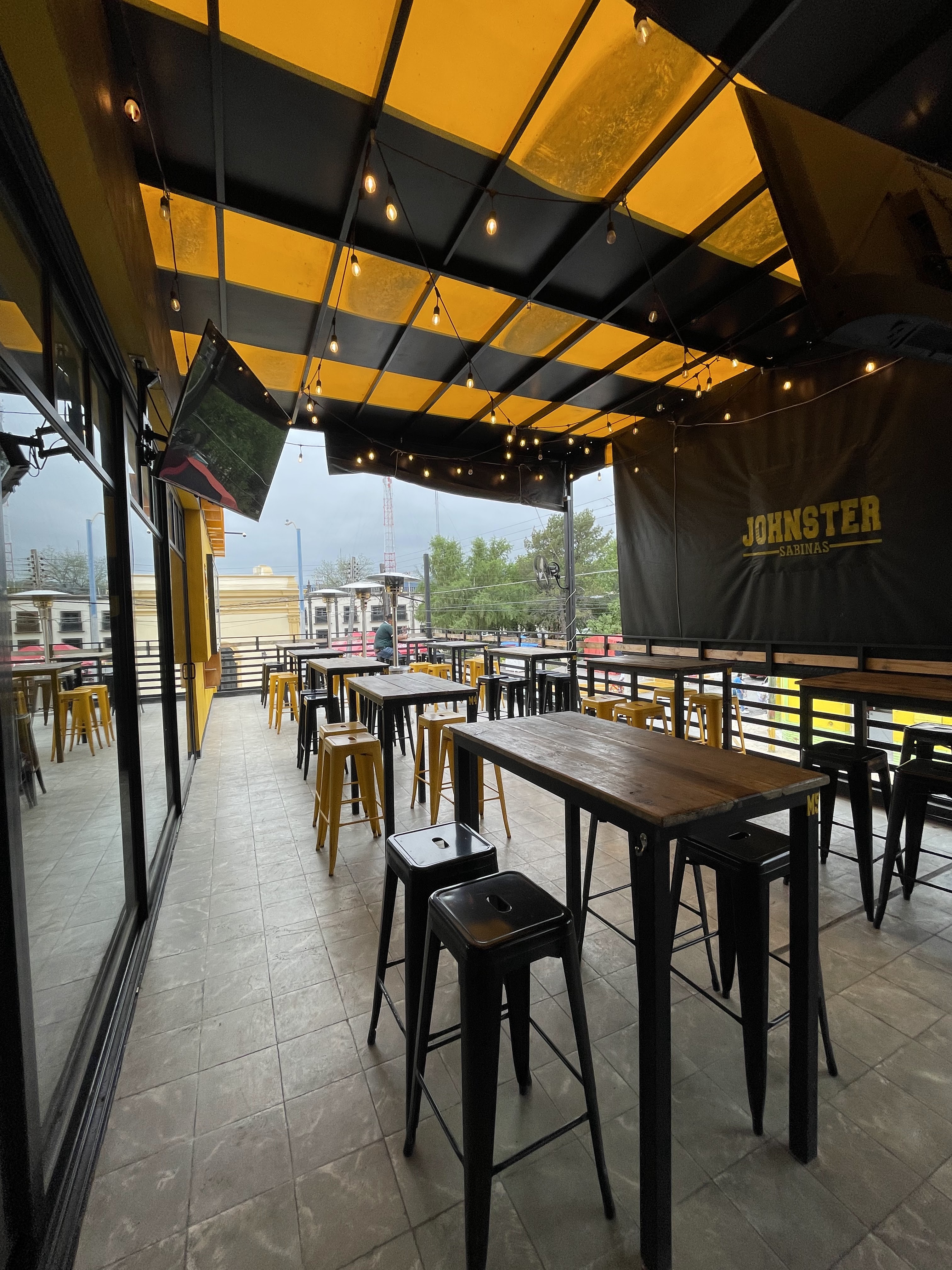 Johnster Sabinas Hidalgo image 9