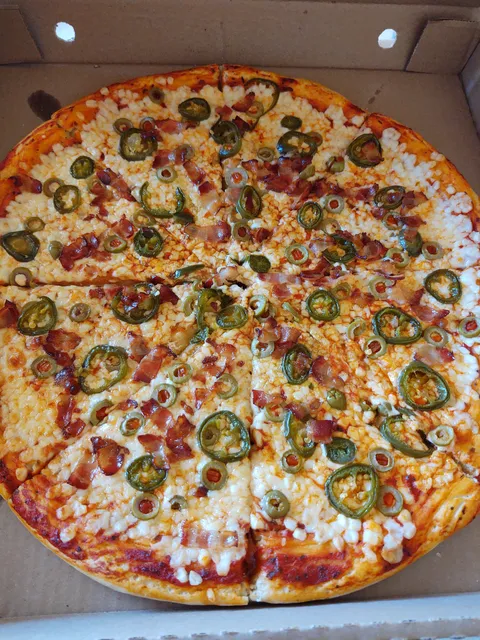 Pizzas Martha image 2