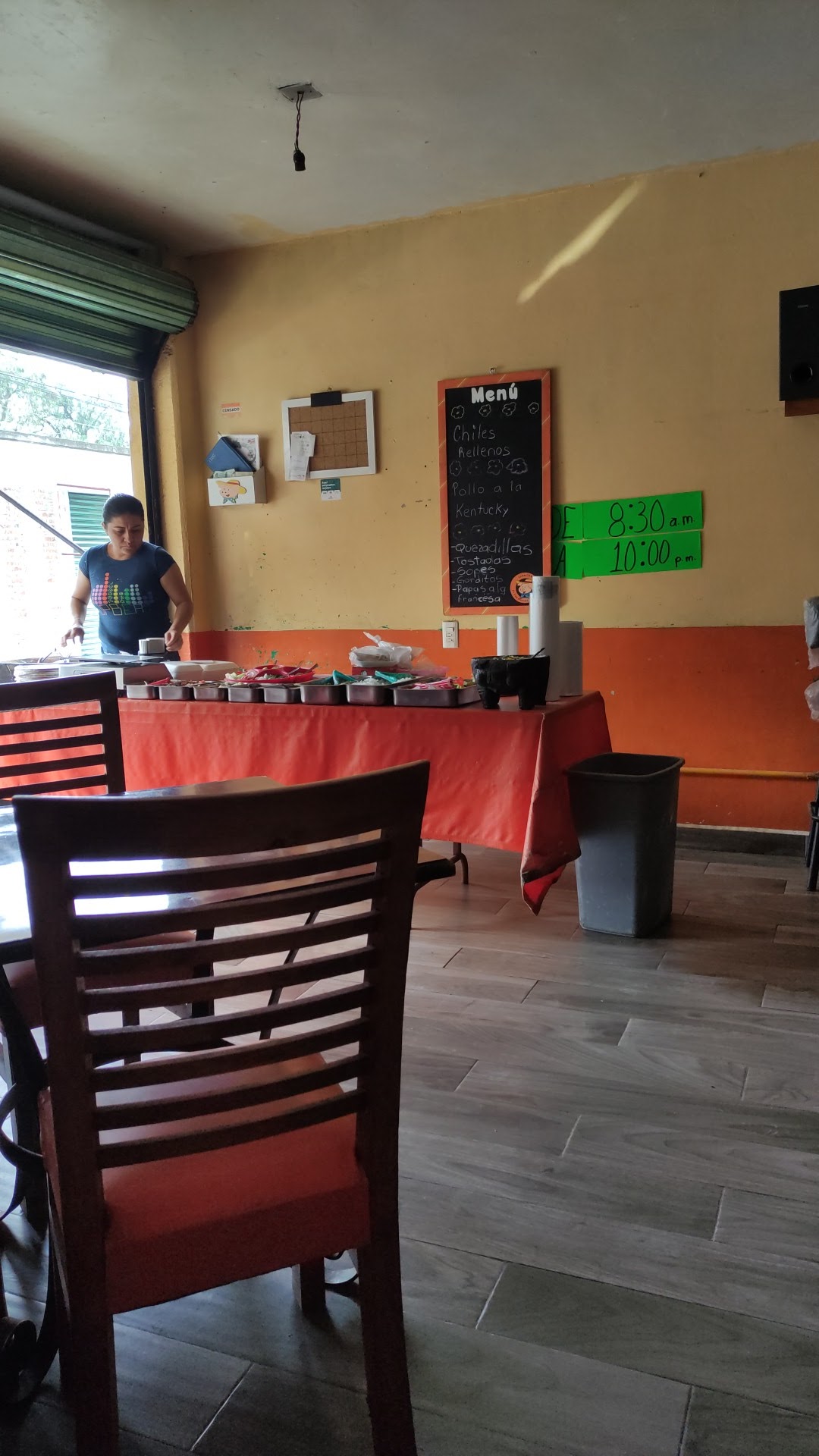 Carnitas "El Chamorro De Oro" image 5