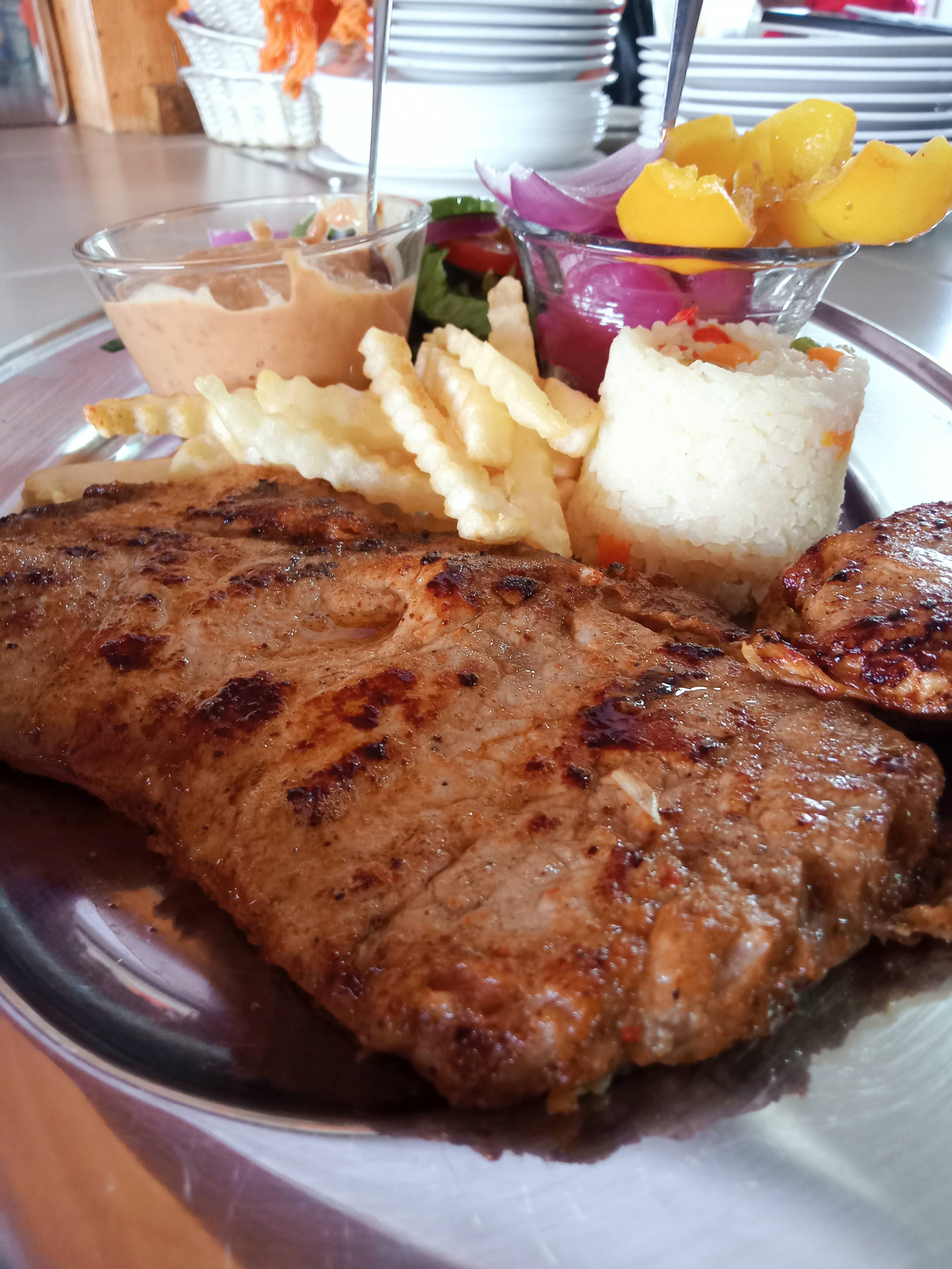 El Bosque - Pescados y Mariscos image 8