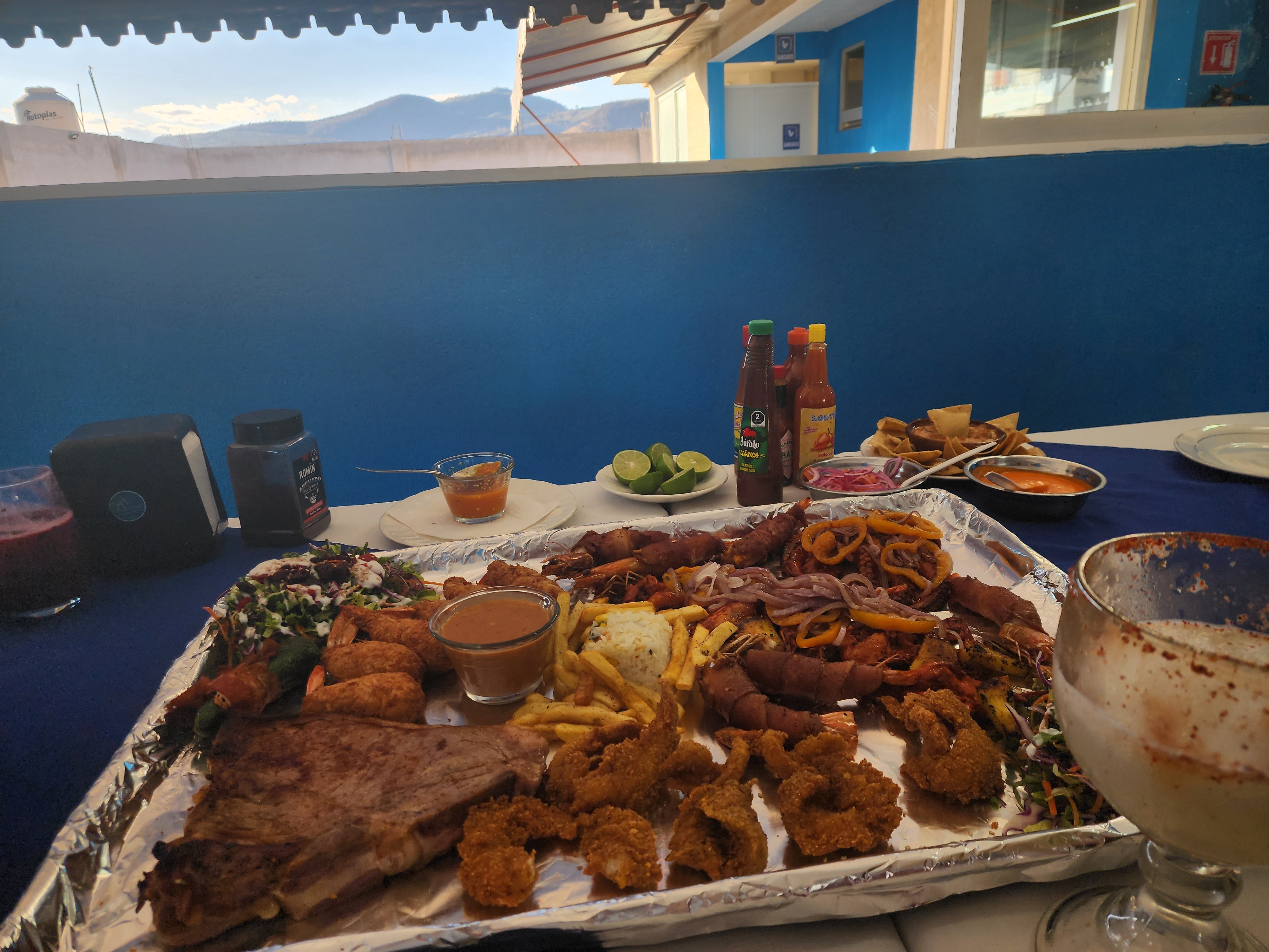 El Bosque - Pescados y Mariscos image 9