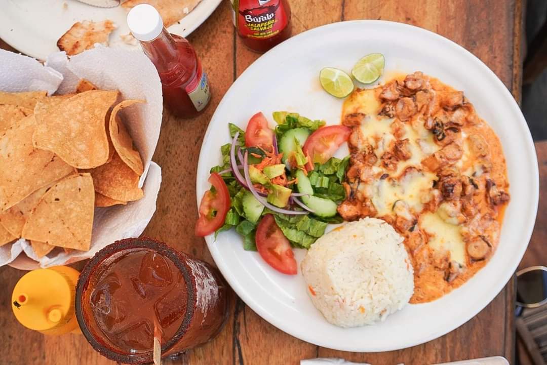 CURANDERO CLAMATOS Y MARISCOS image 2