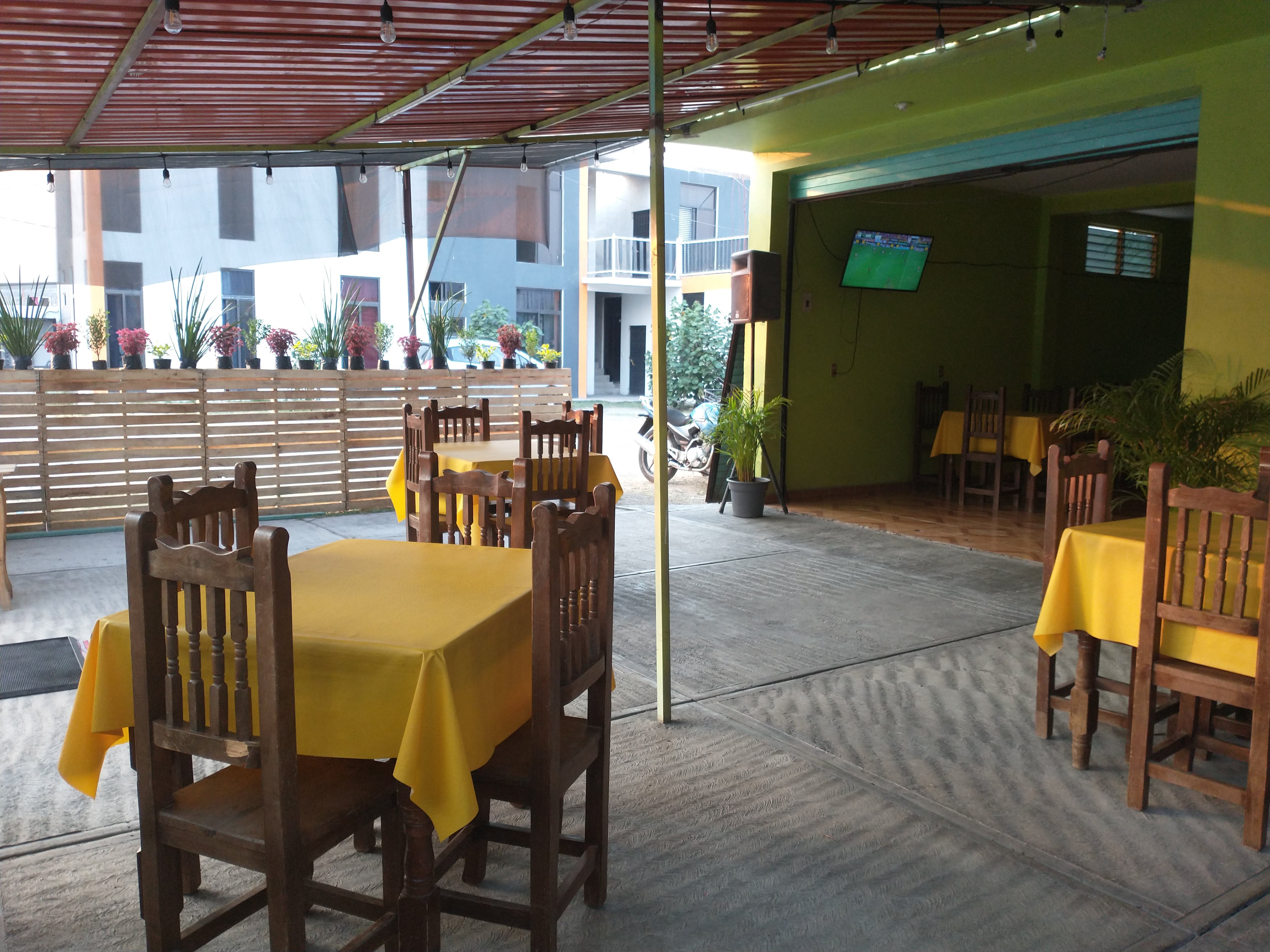 Playboy Pizzas image 5