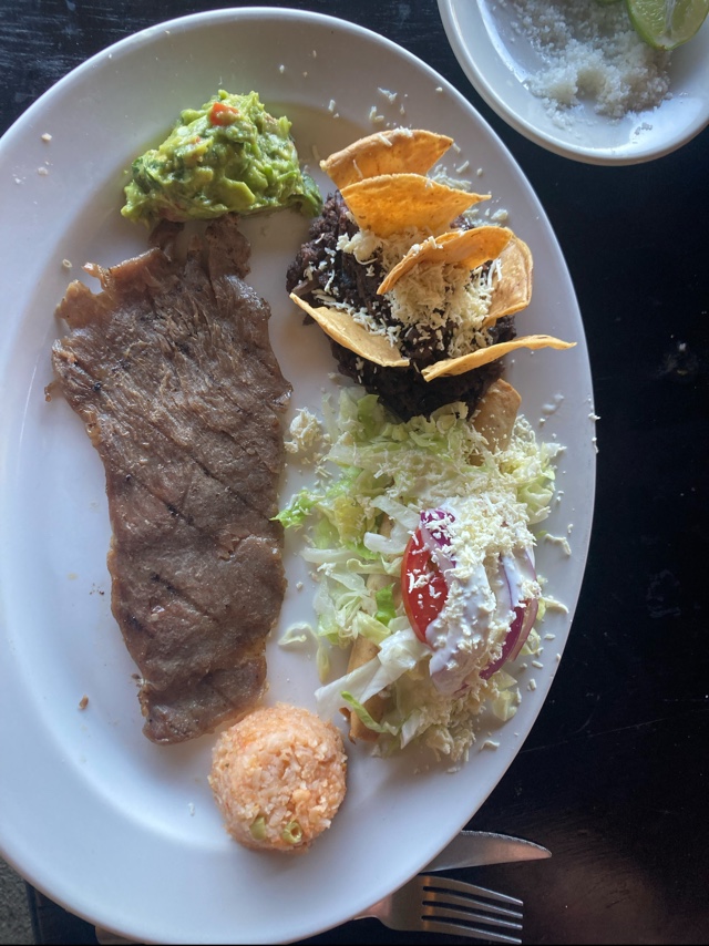 Restaurante y Club de ski, Tres Marías (Laguna) image 10