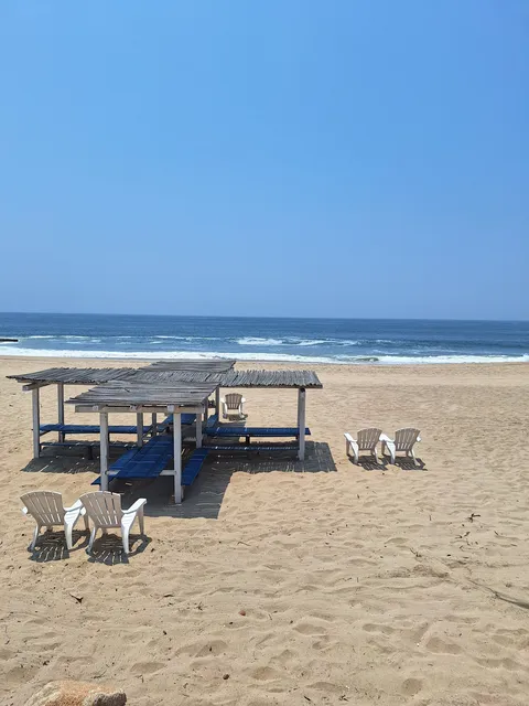 Tres Marías (Playa y alberca) Restaurante image 4