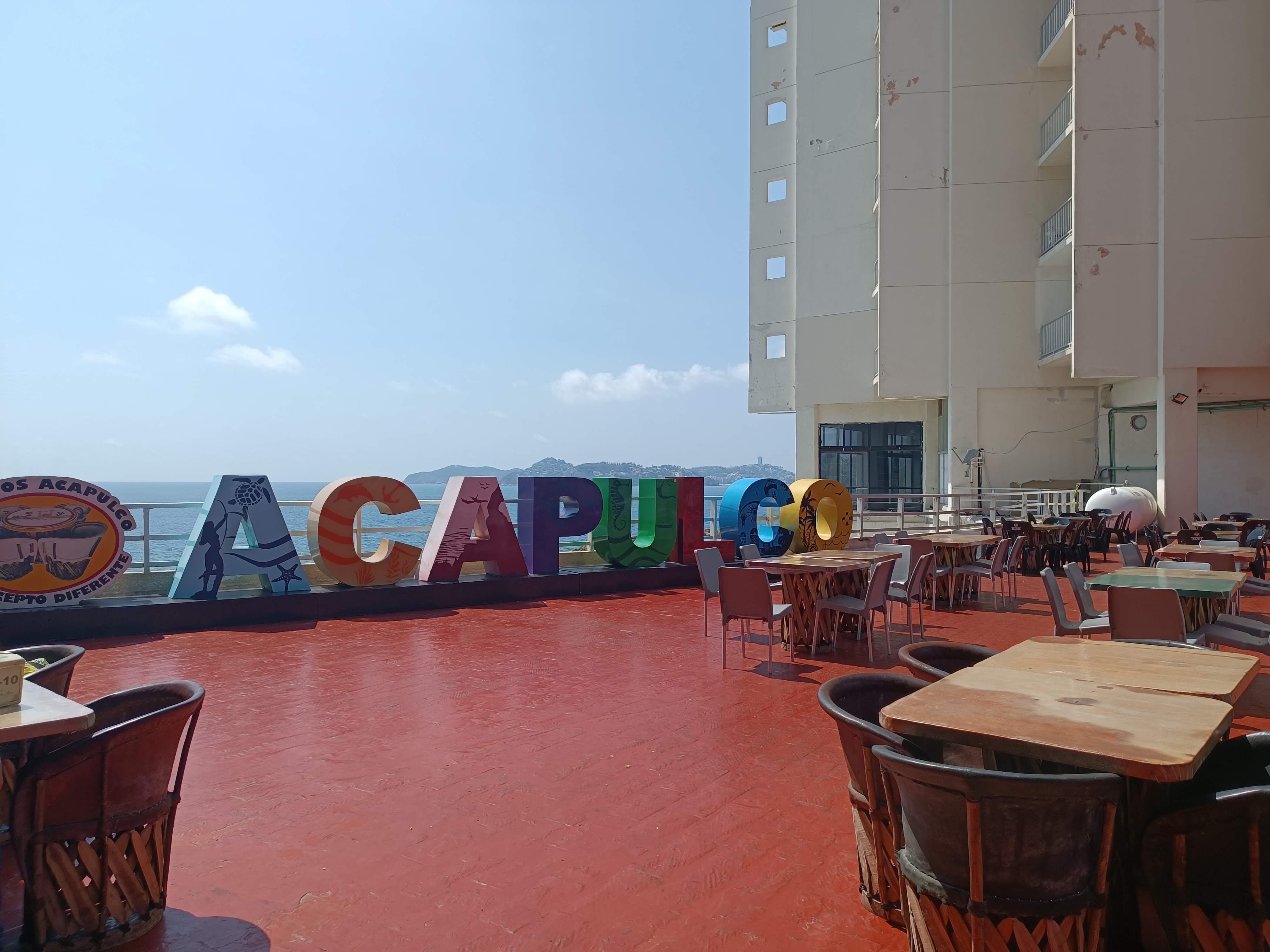 Sol Arena Y Bar image 6