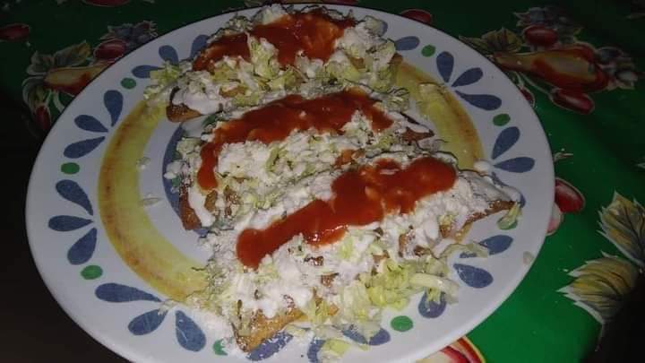 Antojitos yucatecos los meztisos image 2