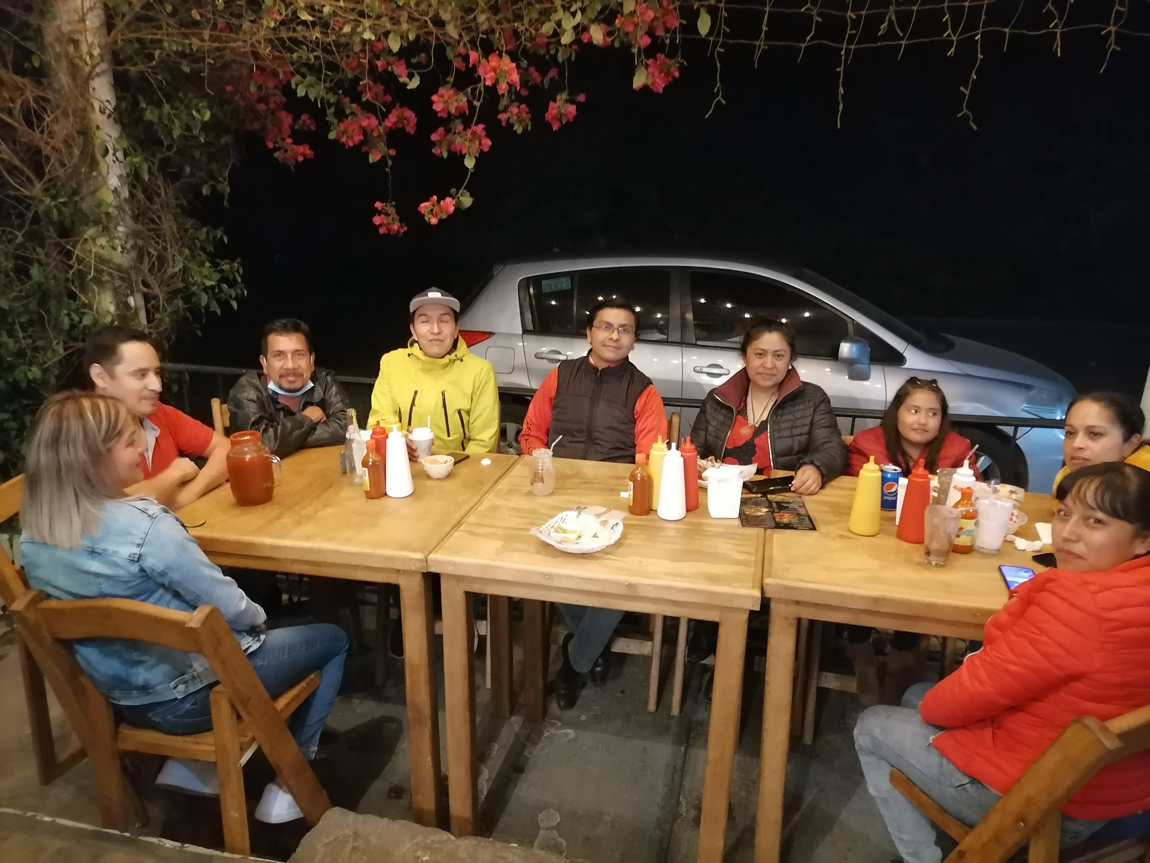 "Snack's Malacatito" Hamburguesas image 7