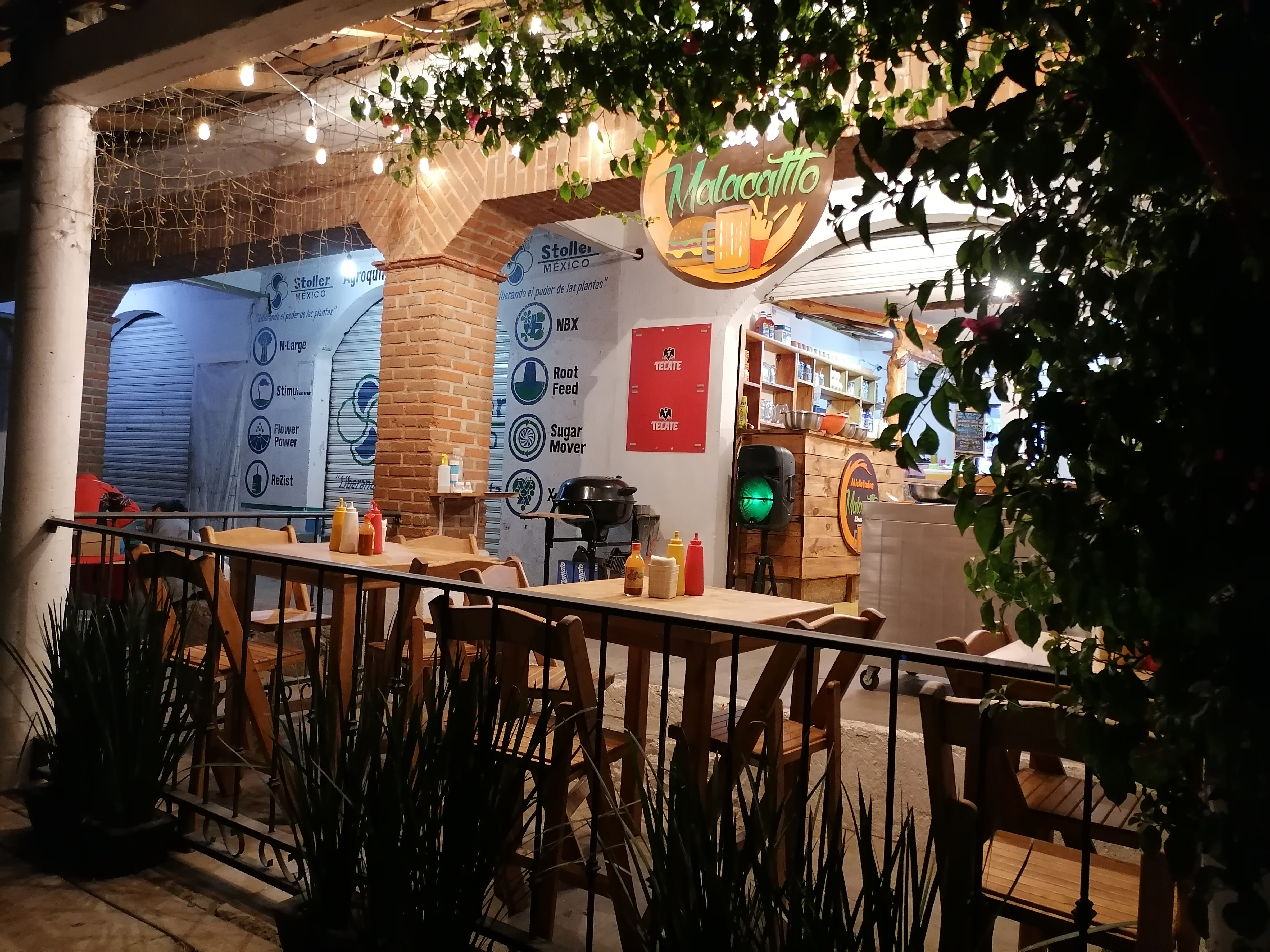 "Snack's Malacatito" Hamburguesas image 8