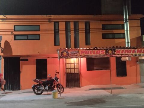 Pollos Ximena asados al carbón image 7