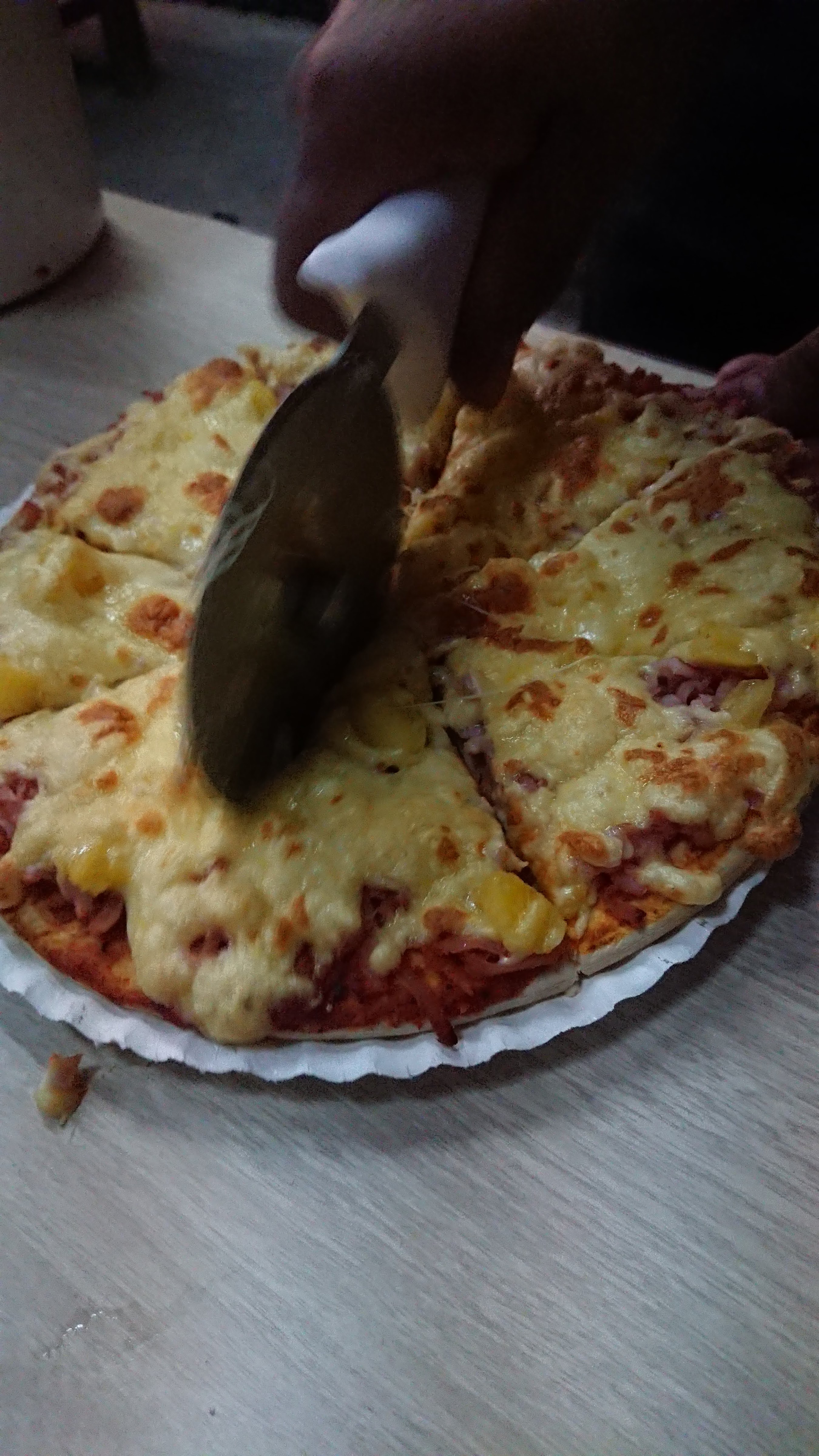 Lian's pizza image 3