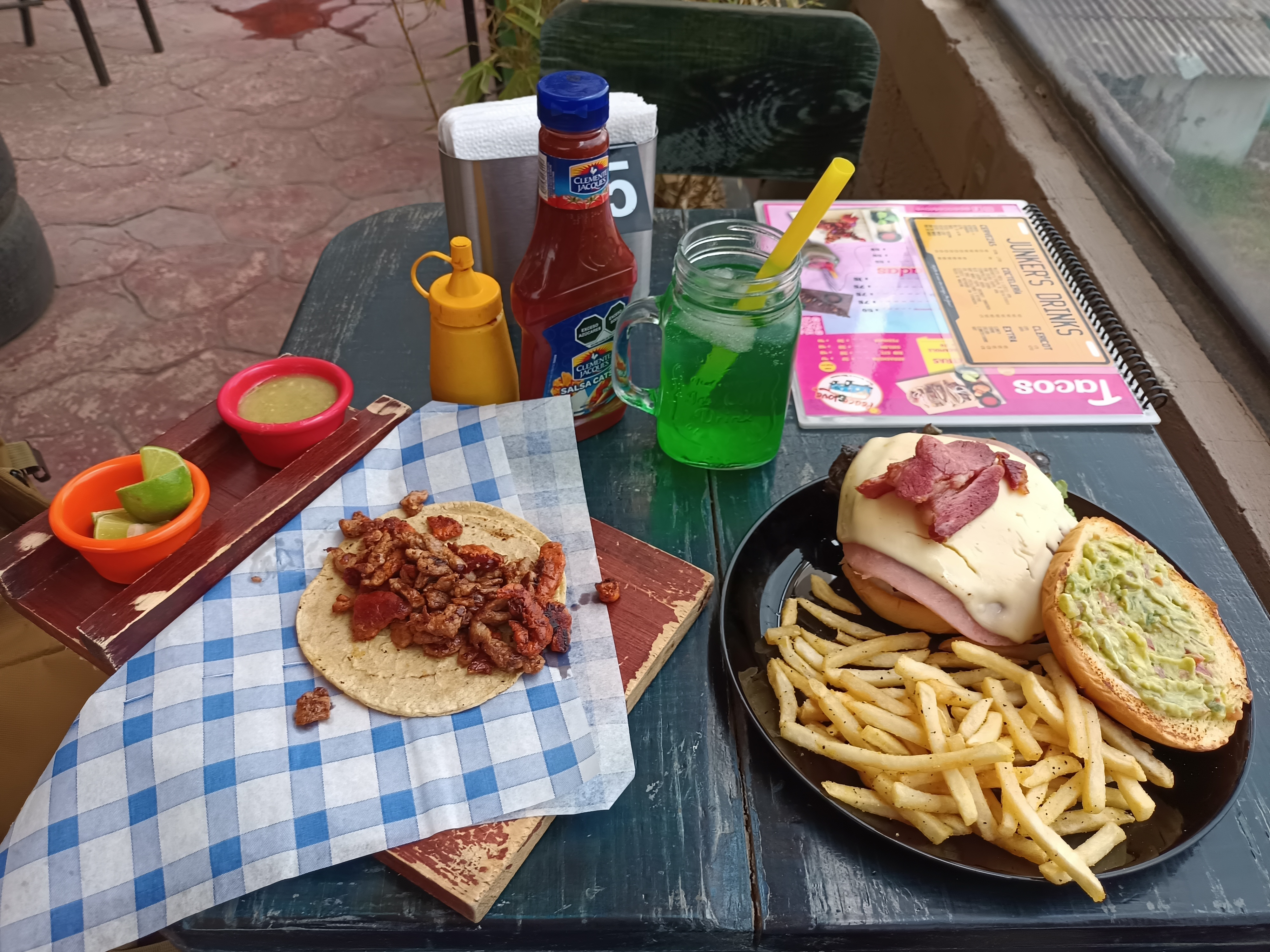 Plaza Junker's image 10