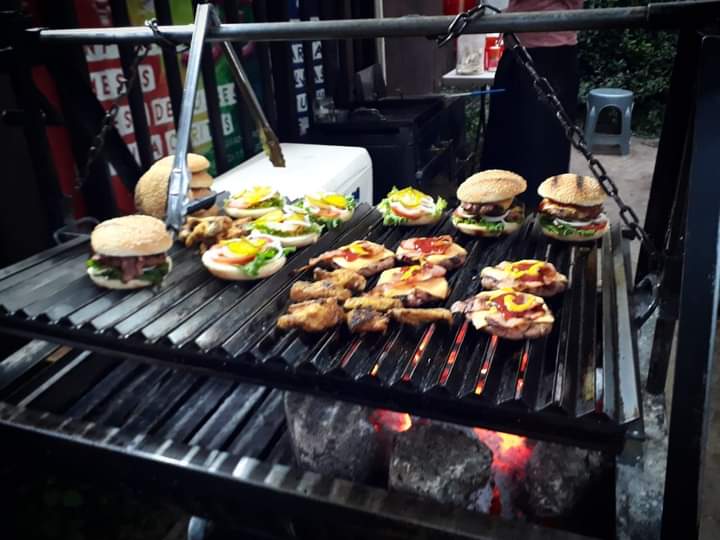 Isa Burguers image 5