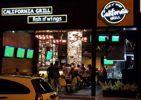California Grill Fish n' Wings image 1