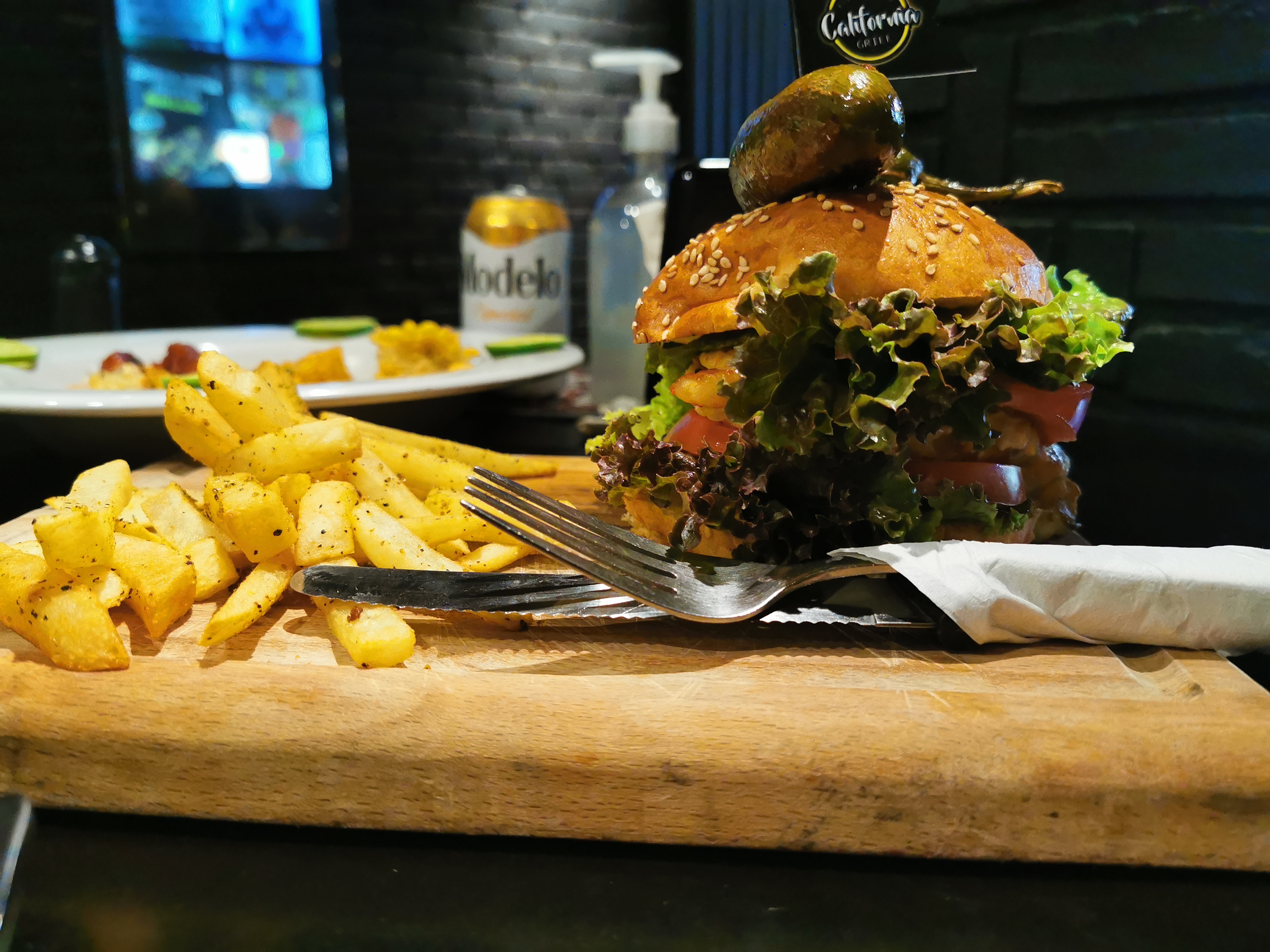 California Grill Fish n' Wings image 5