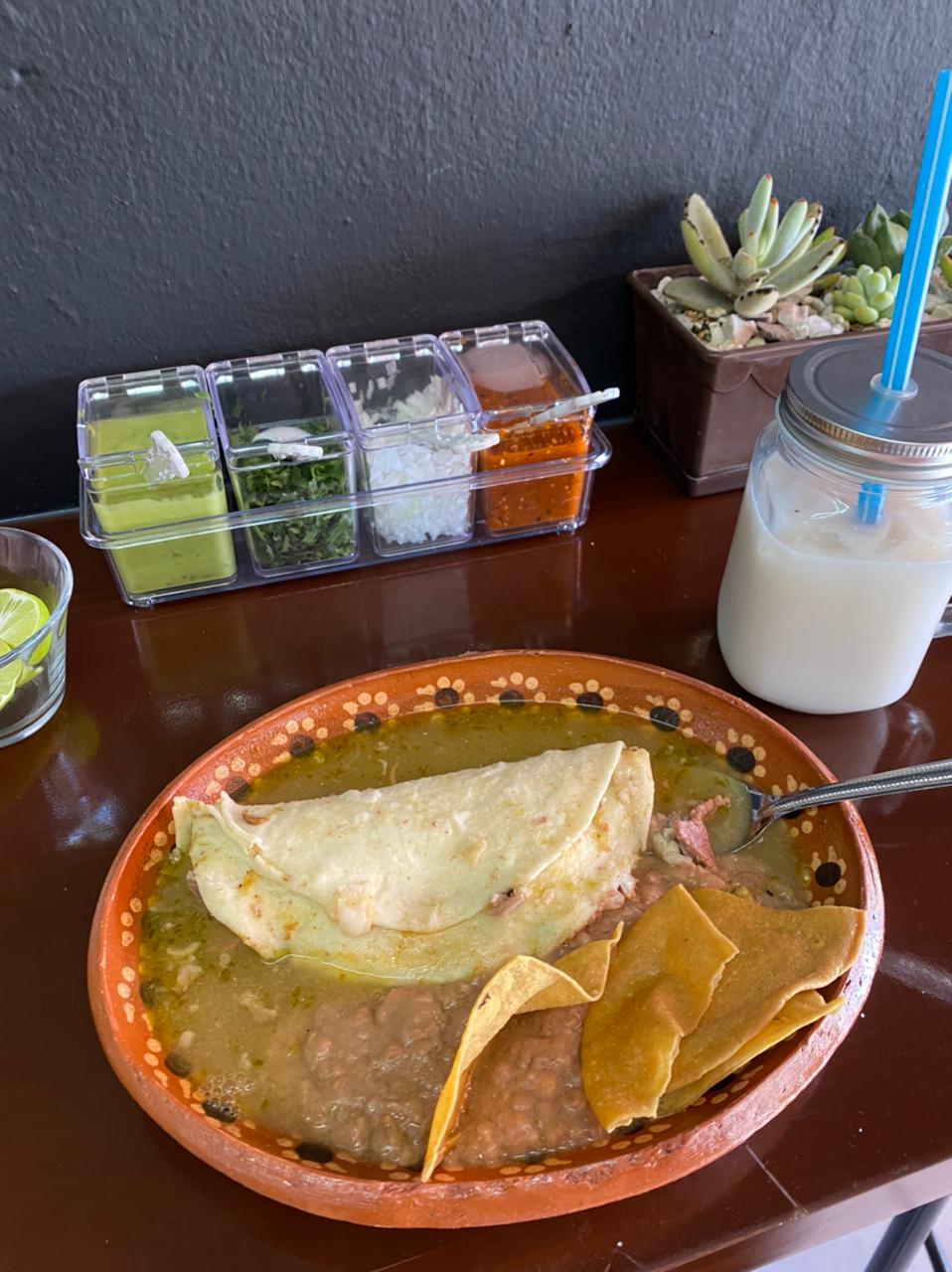 Jalisquito Restaurante image 2