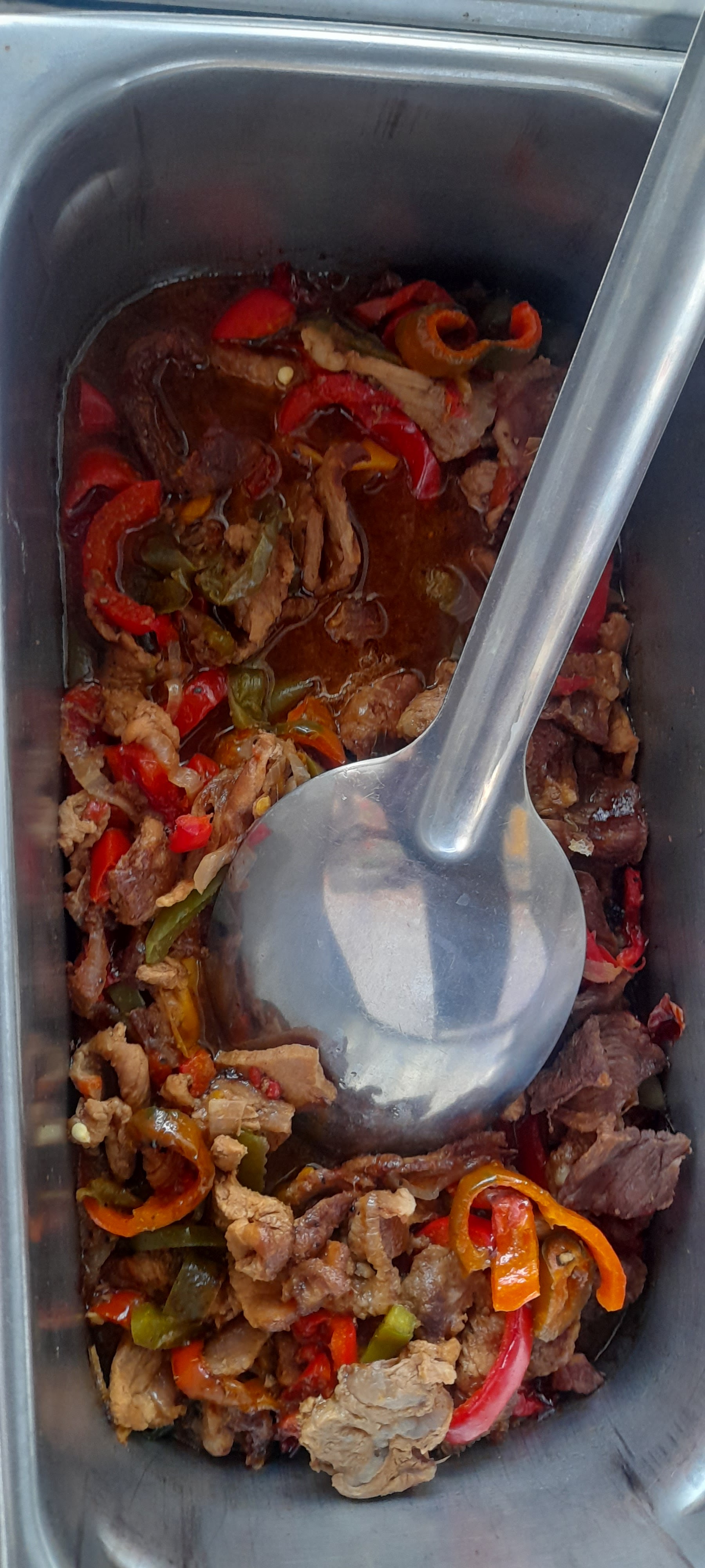 El grande parador turístico rosa morada image 2