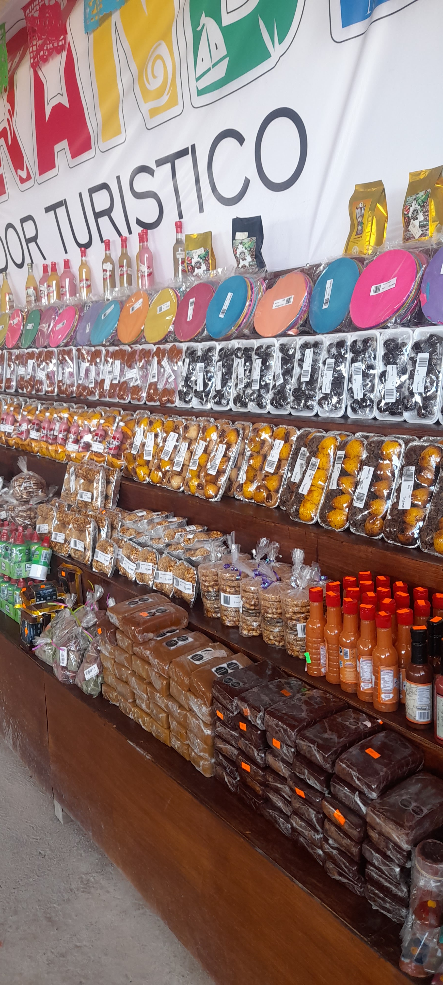 El grande parador turístico rosa morada image 6