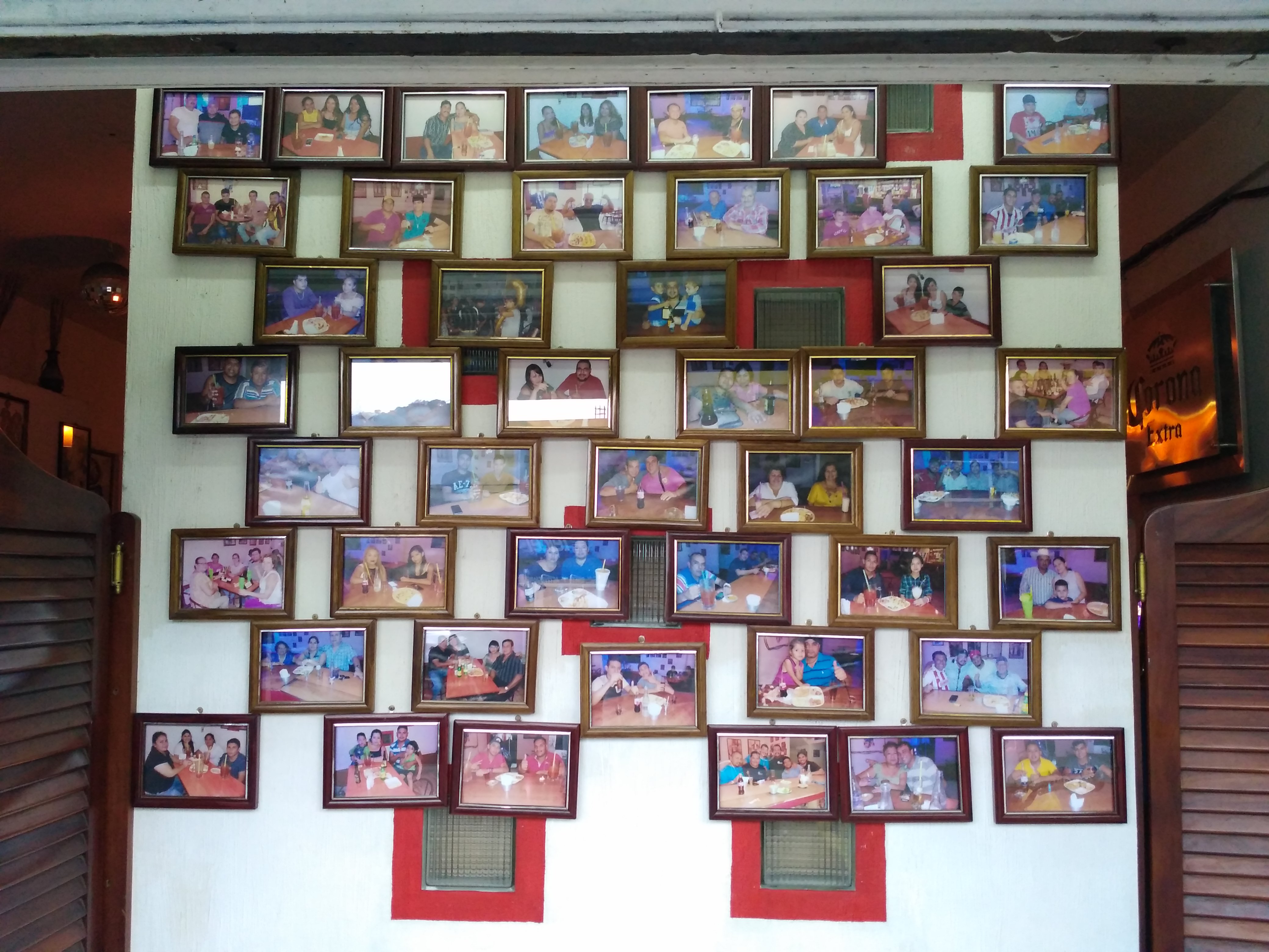 Restaurante -Bar "Mosquitos"Jr. image 9