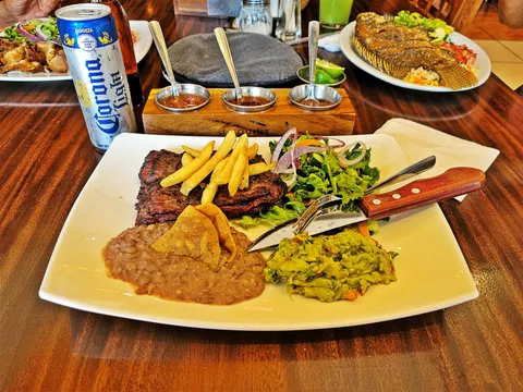 La Quinta Restaurante image 2