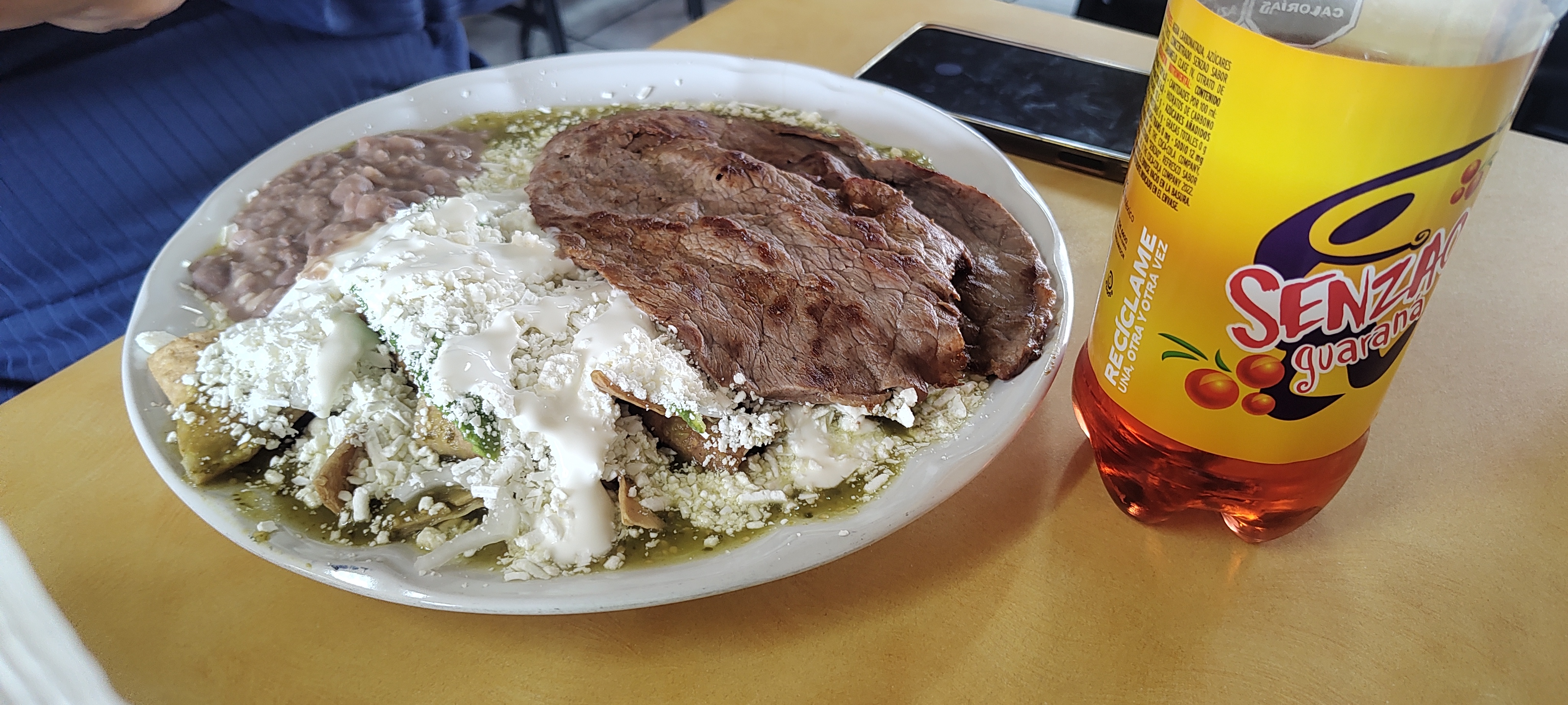 NANDOS Company Restaurante image 6