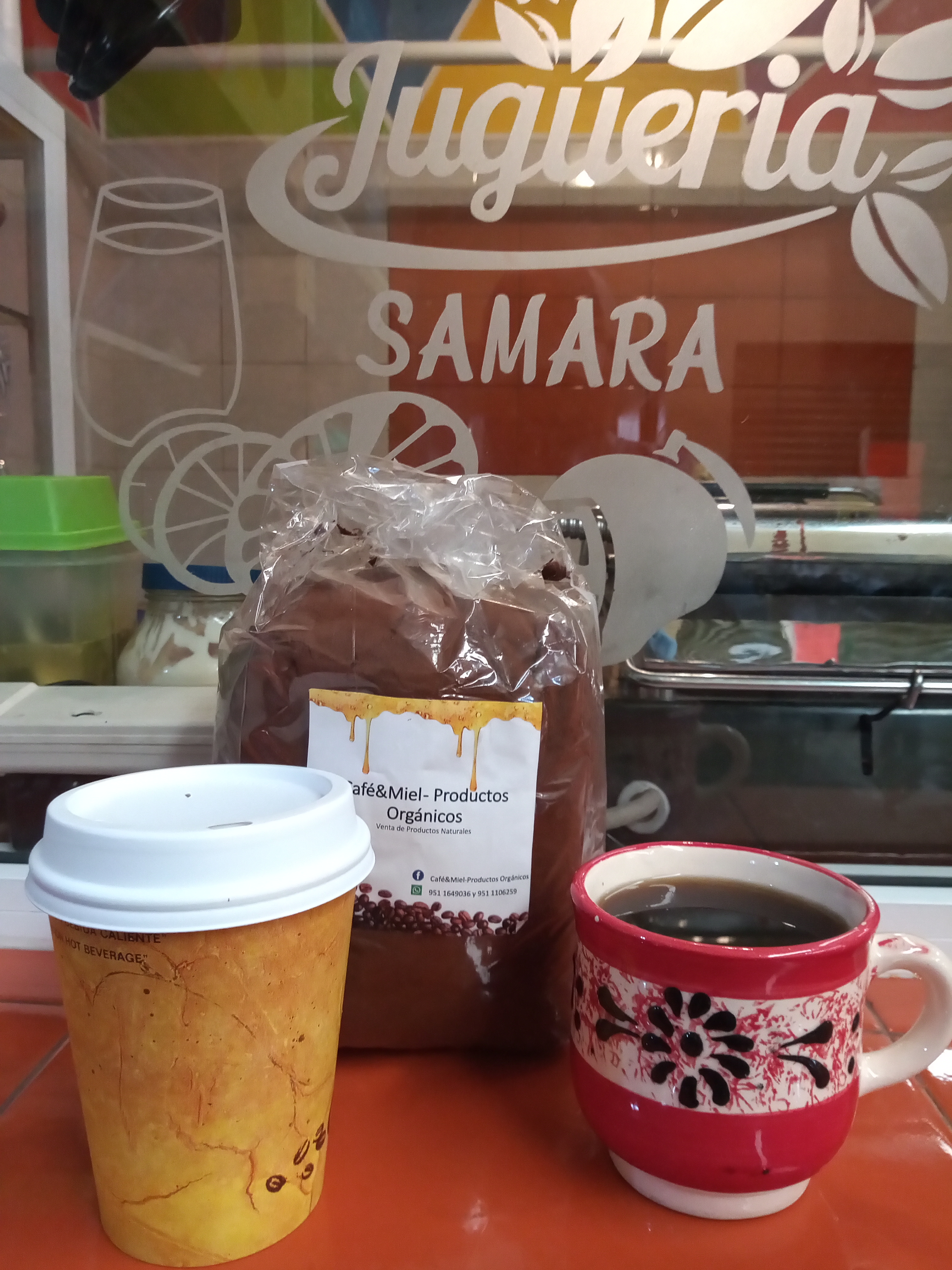 Jugueria "Samara" Café y Más image 8