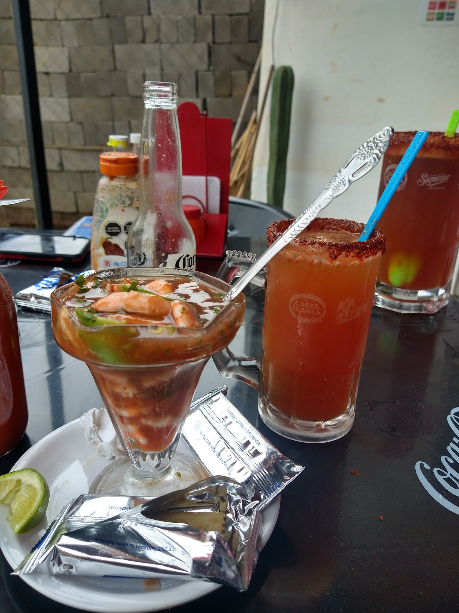 Restaurante De Mariscos "La Perla" image 3