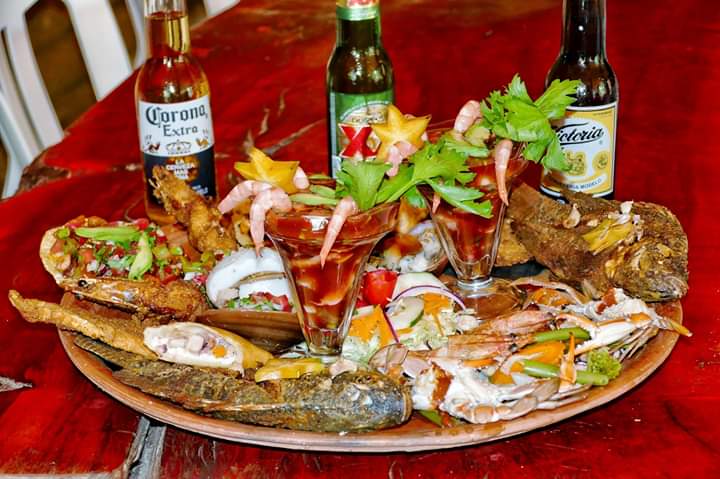 Restaurante familiar marisqueria La casita de Adobe image 6