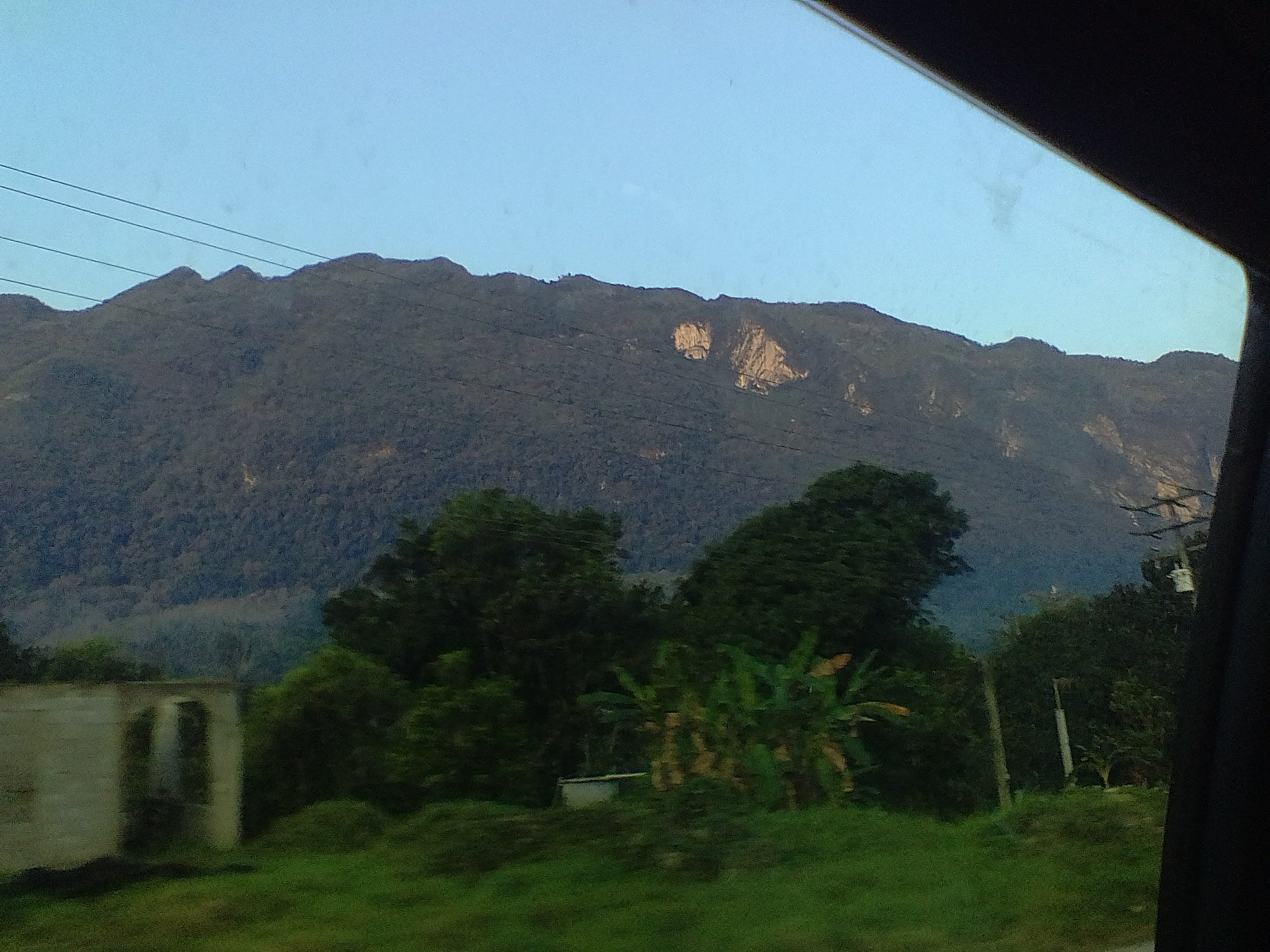 El Farallon image 10