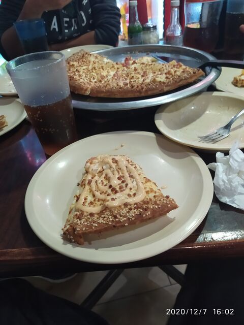 Taz Pizza image 5