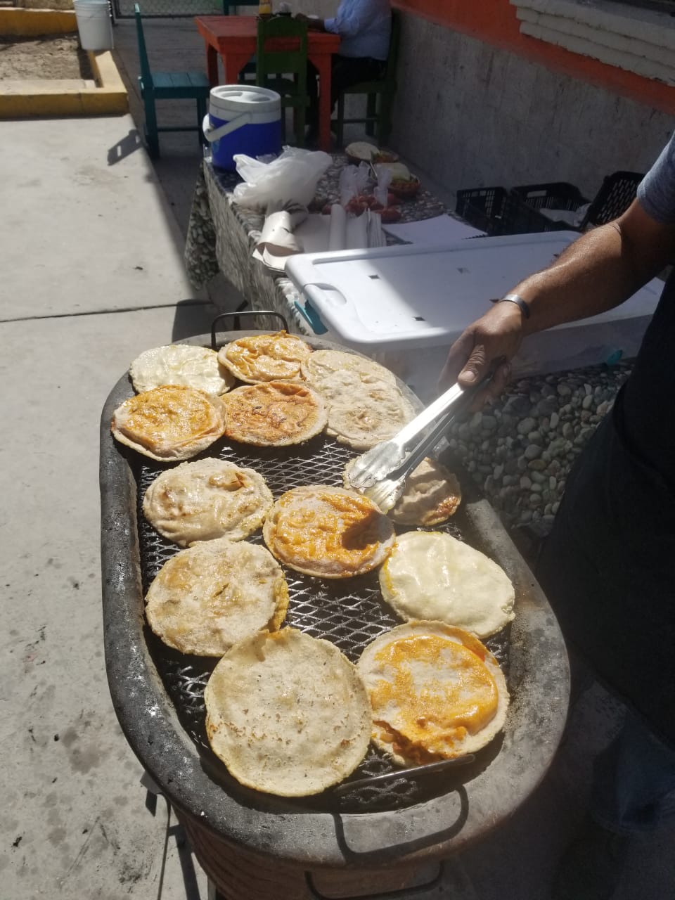 GORDITAS AL CARBÓN Velzález image 2