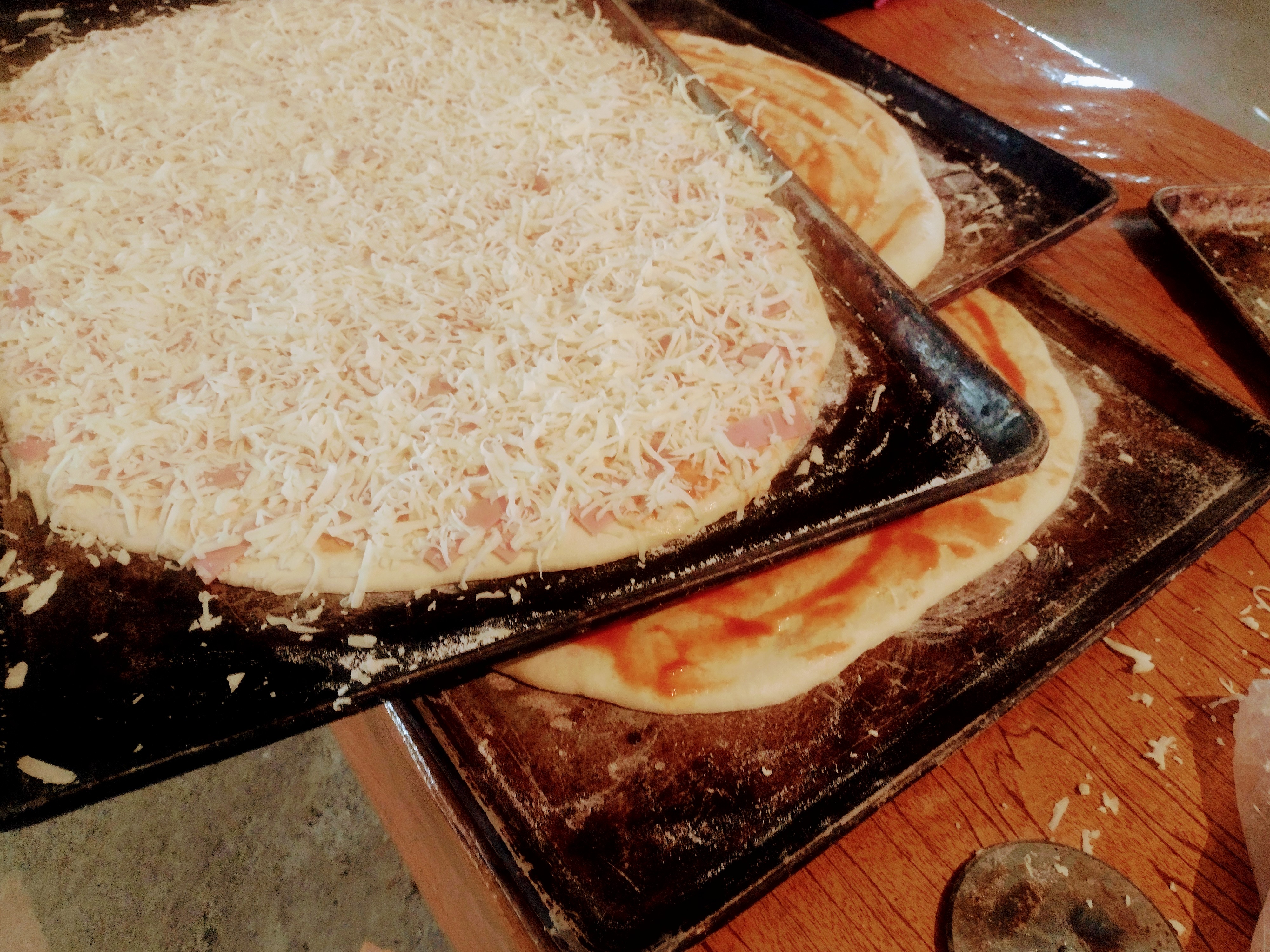 Junior's Pizza image 3