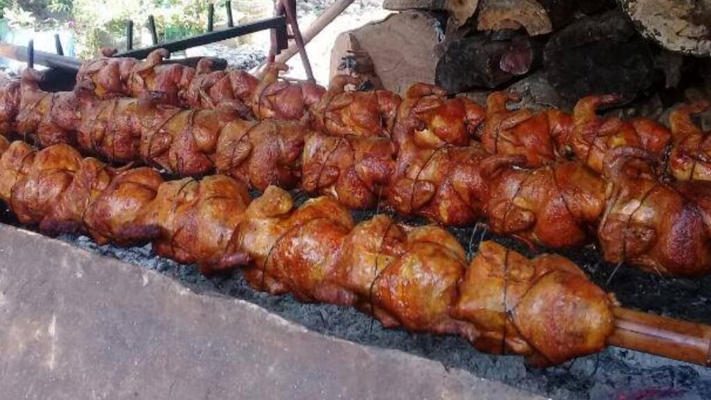 Pollos y Cochinita a la Cubana " Don Luis" image 7