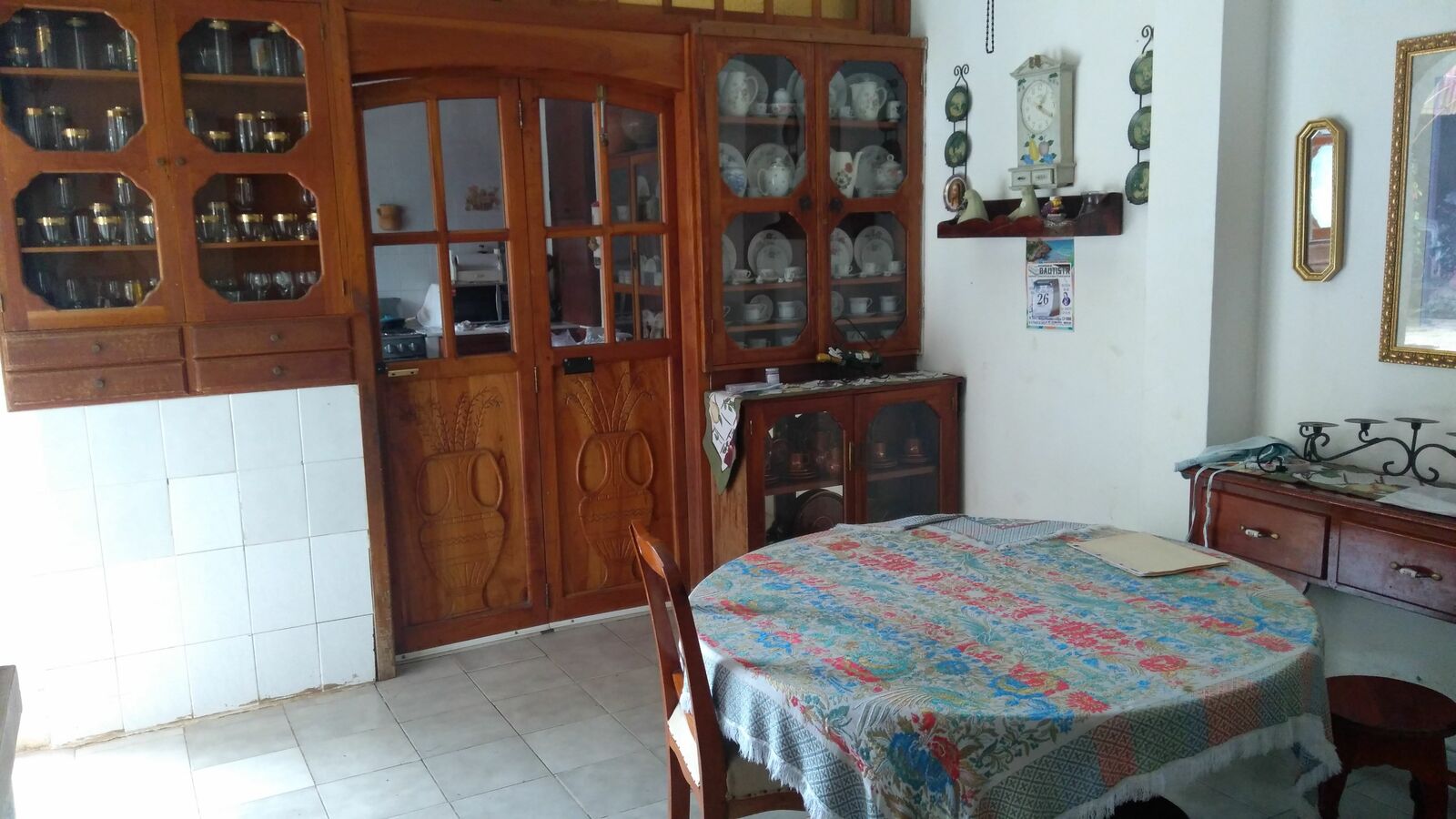 El Mesón image 10
