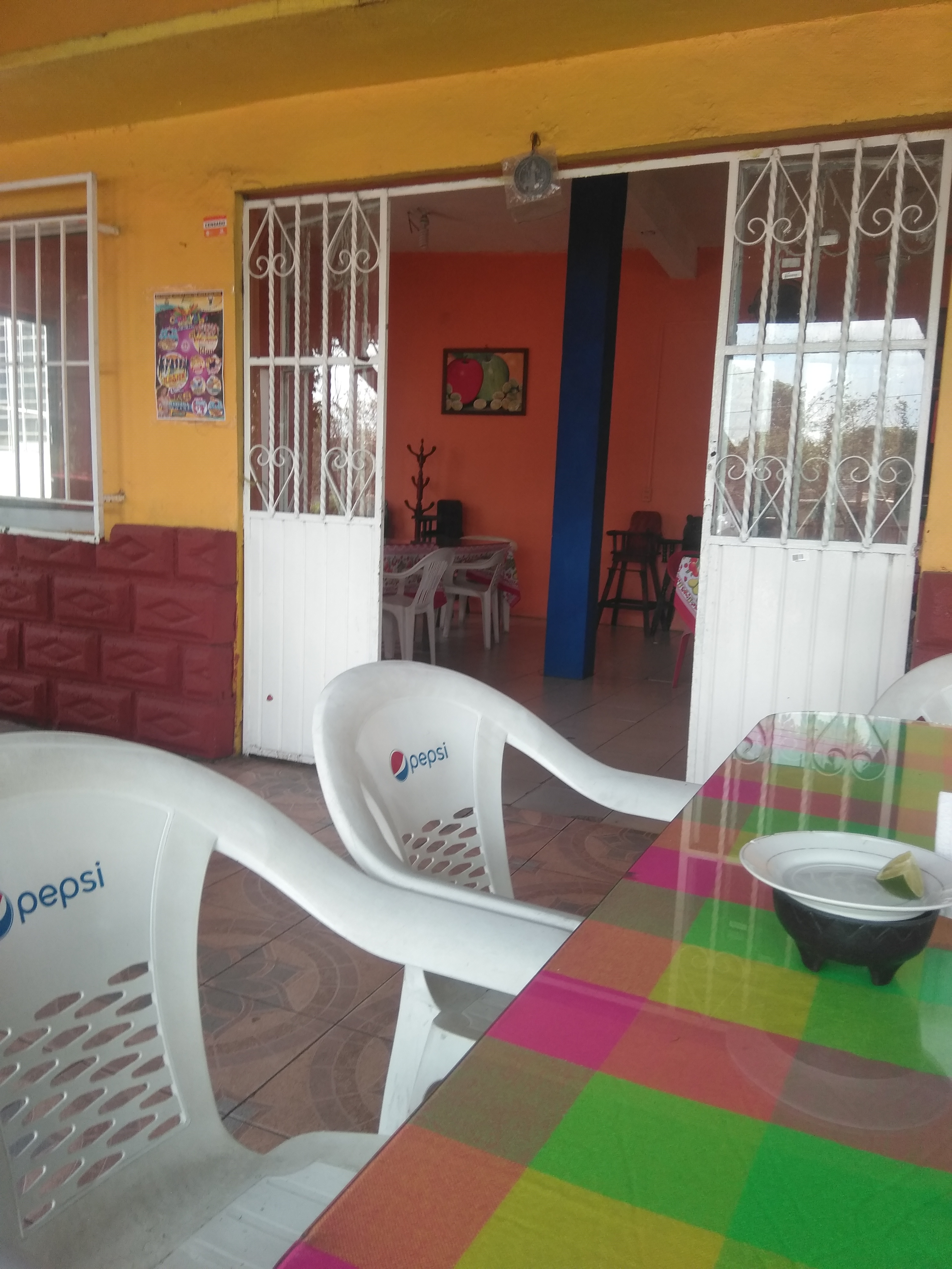 Memelas, aunt Laura image 4