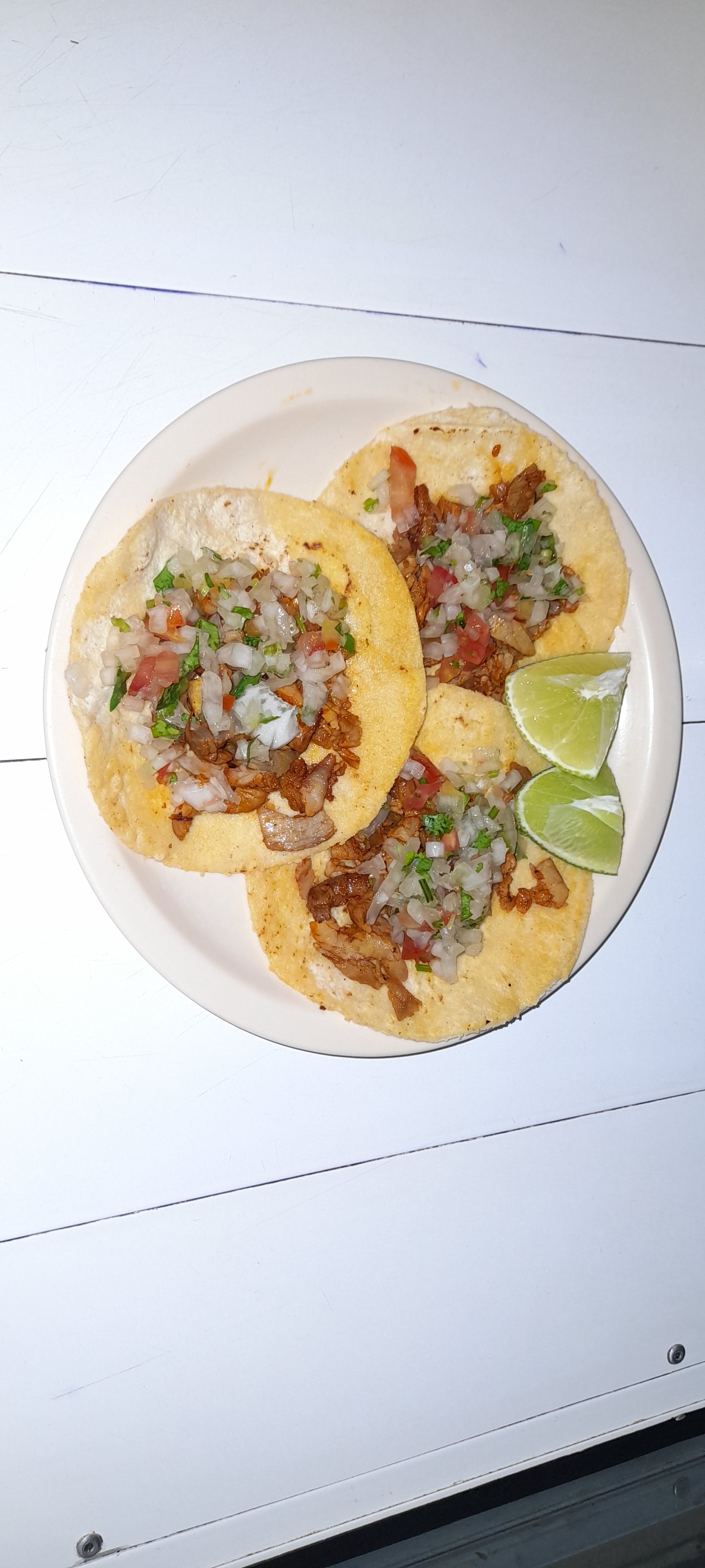 Taqueria "EL TORITO" image 1